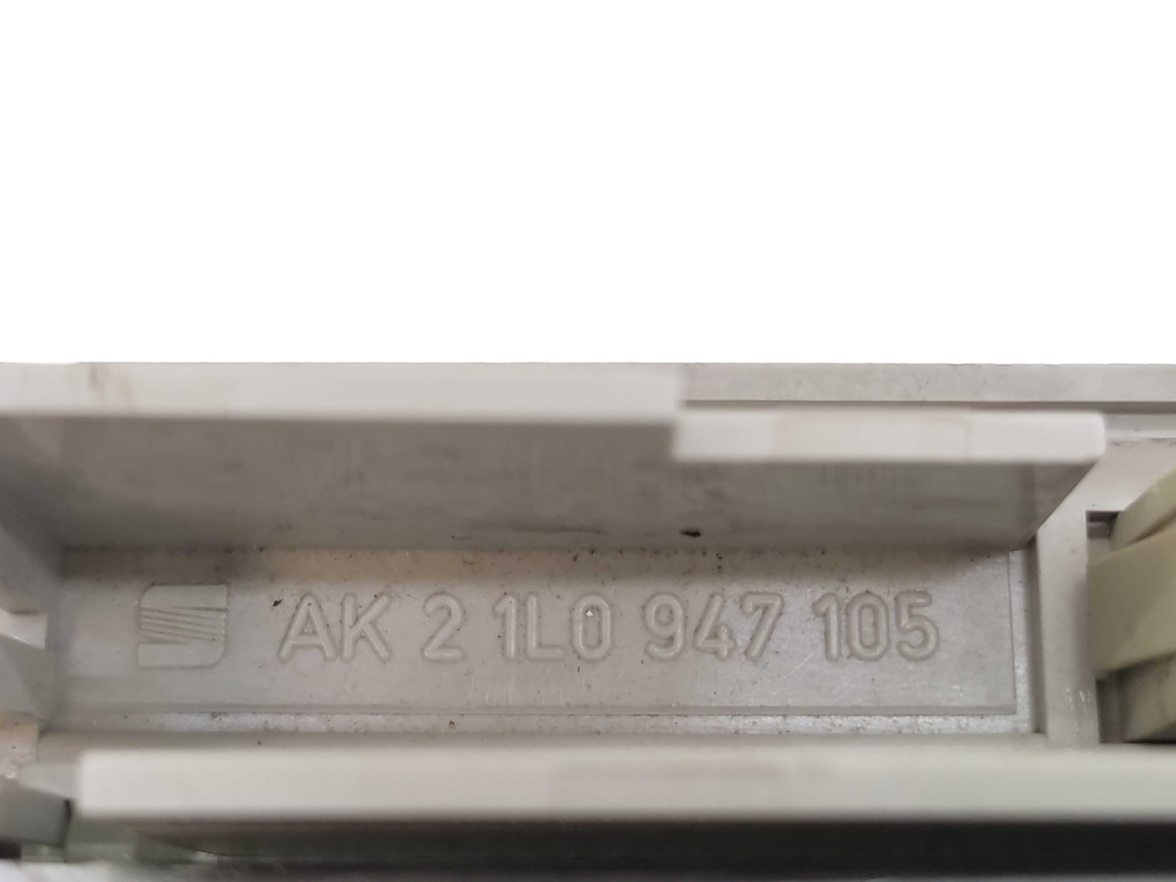 Luz Cortesia Interna Dianteira Vw Polo Classic 1998 1999 3