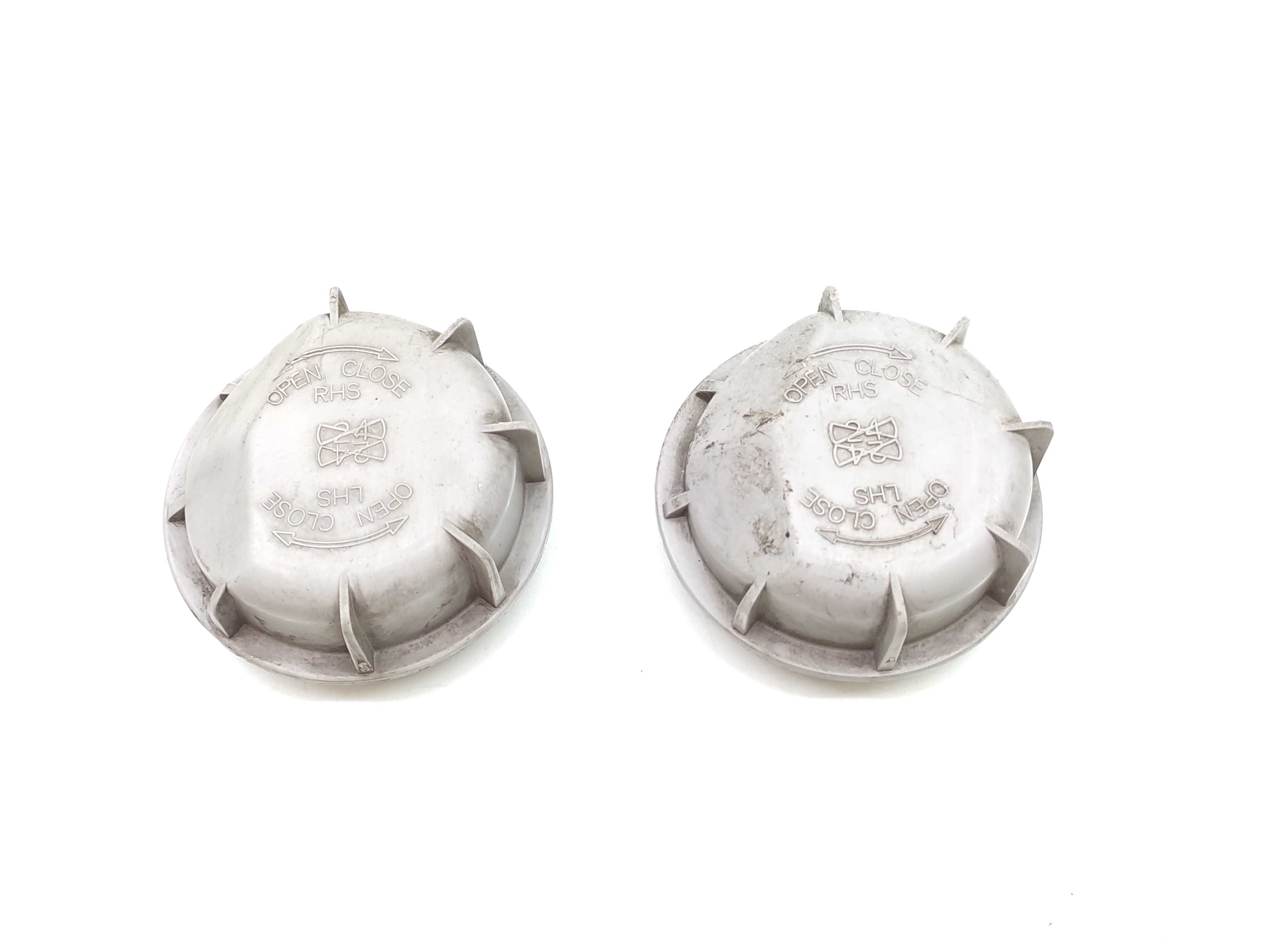 Par Tampa Vedação Farol Gm Omega 2003 2004 2005 2006 1