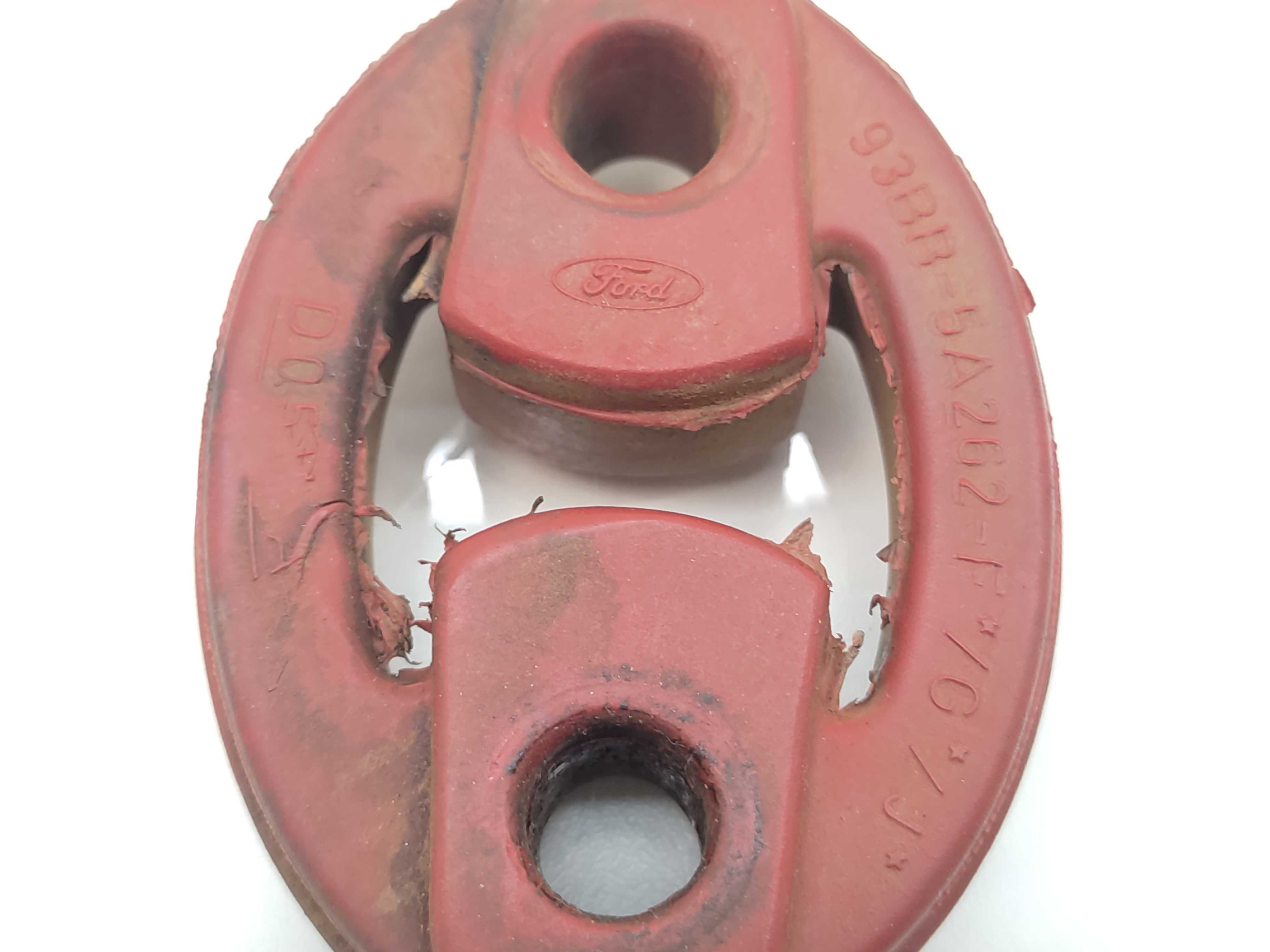 Coxim Escapamento Ford Fiesta Ka Escort 93bb5a262f 2