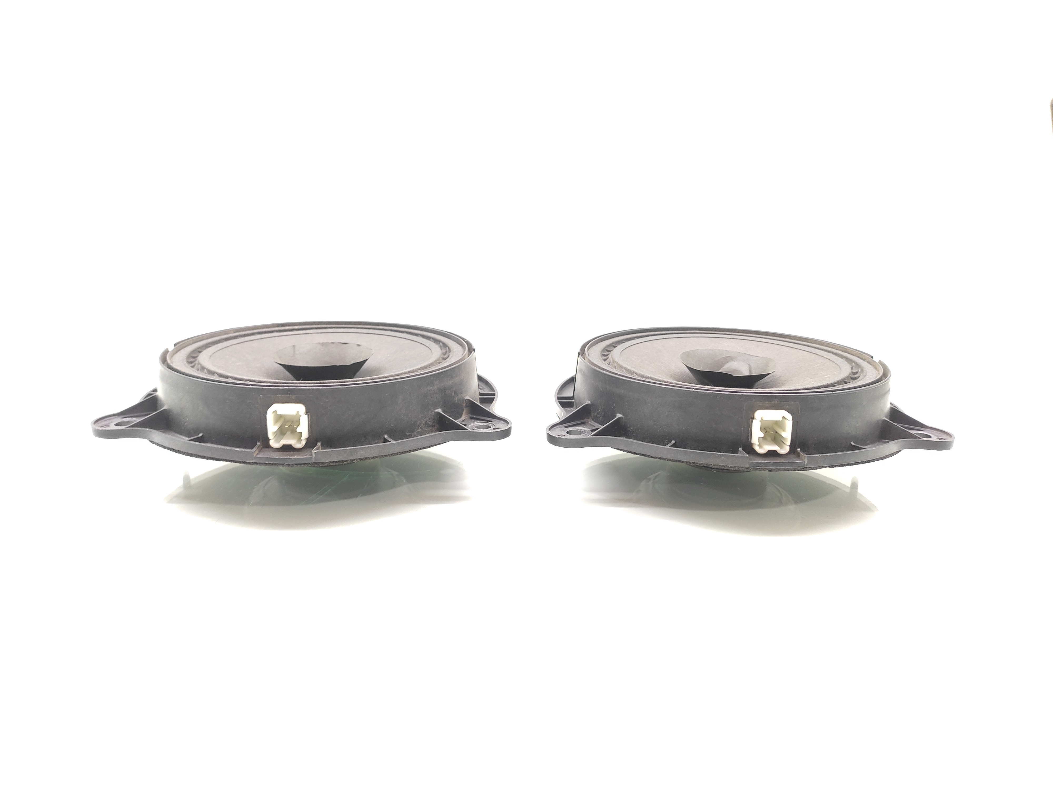 Par Alto Falante Porta Nissan Livina 2013 2012 2011 2010 Preto 2