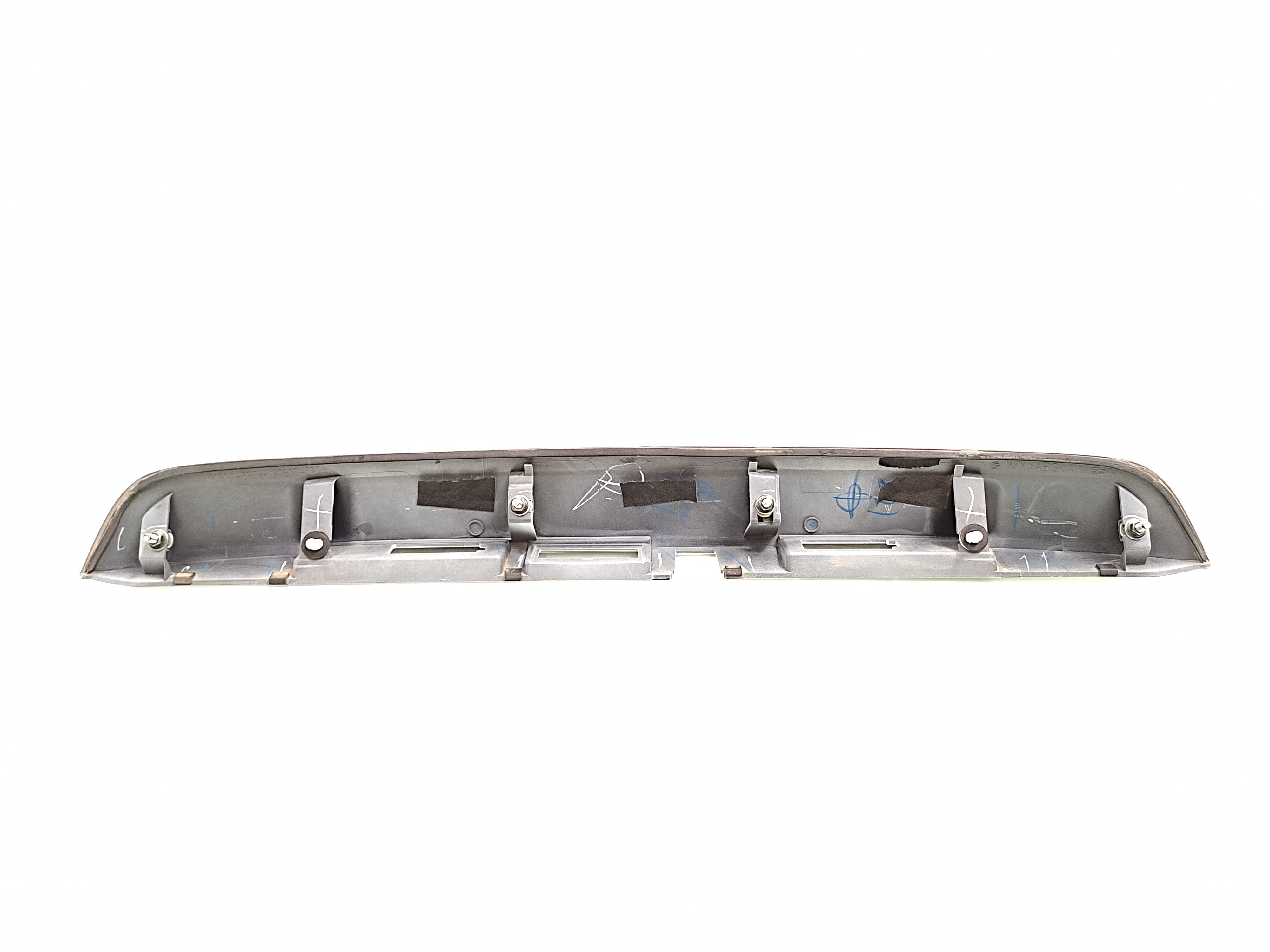 Friso Aplique Moldura Tampa Traseira Nissan Kicks 2016 2017 4