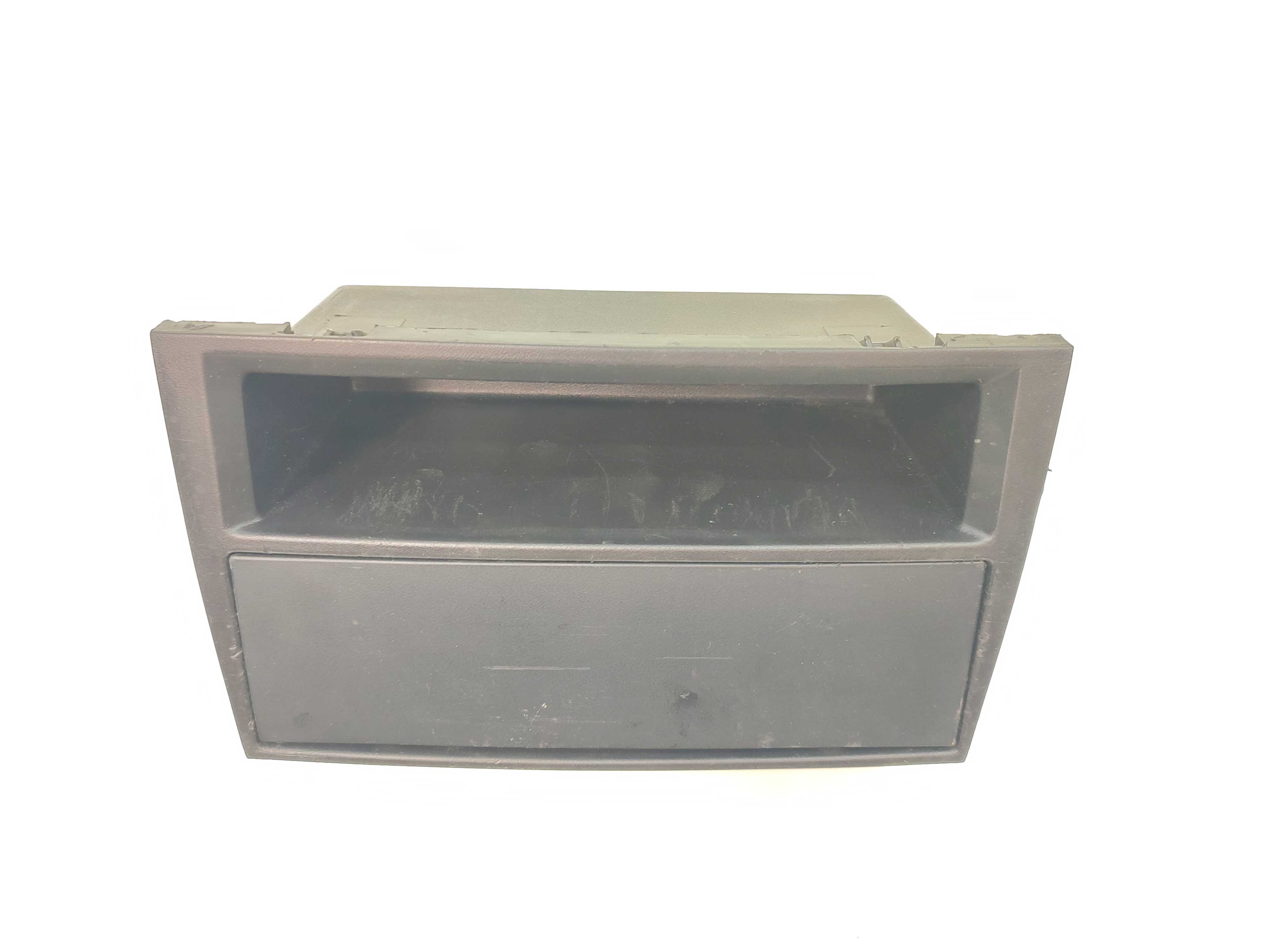 Moldura Rádio Porta Treco Gm Corsa Montana 2008 2009 2010 Preto 1