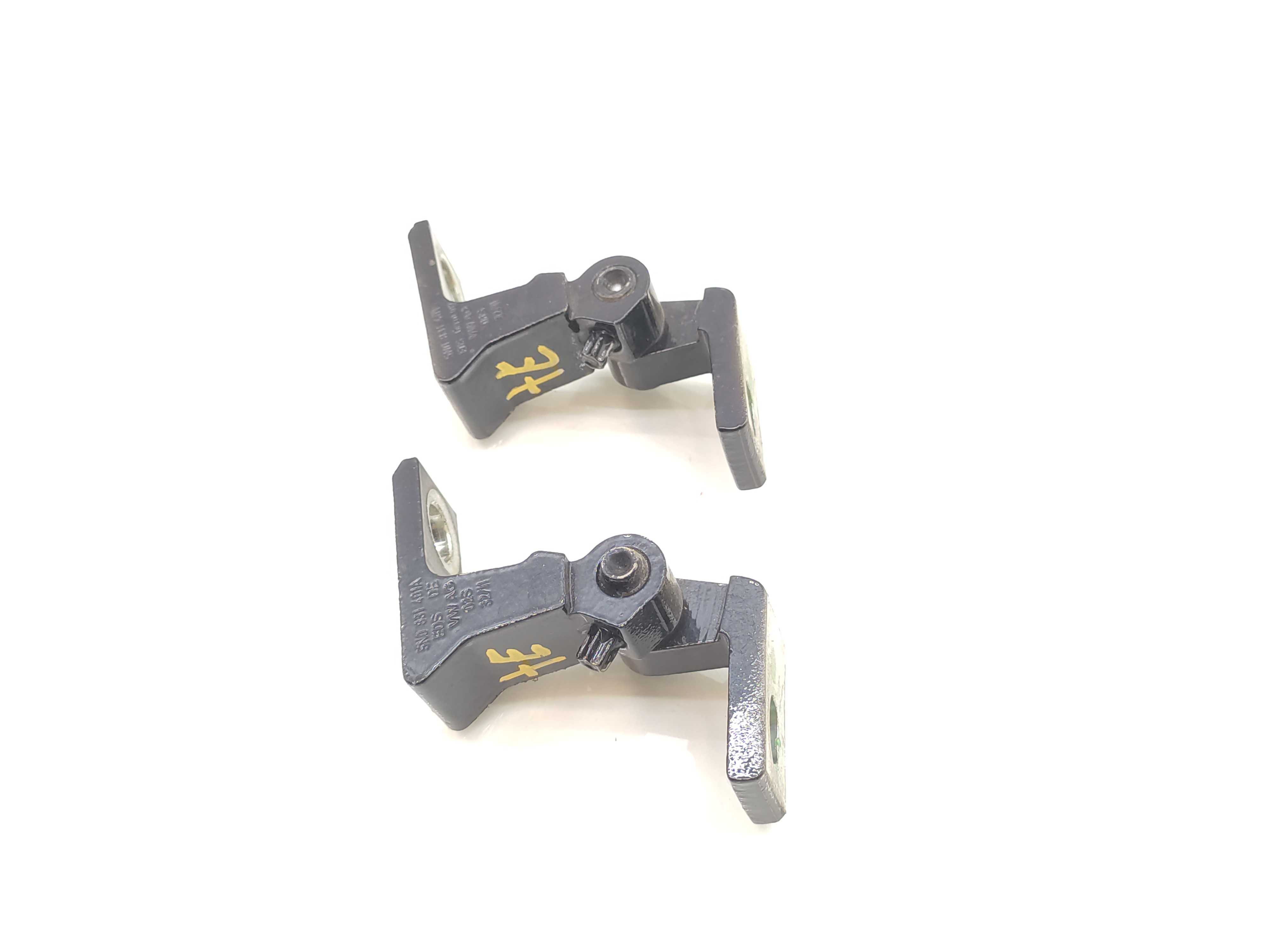 Dobradiça Porta Traseira Esquerda Vw Tiguan 2011 2012 2013 1