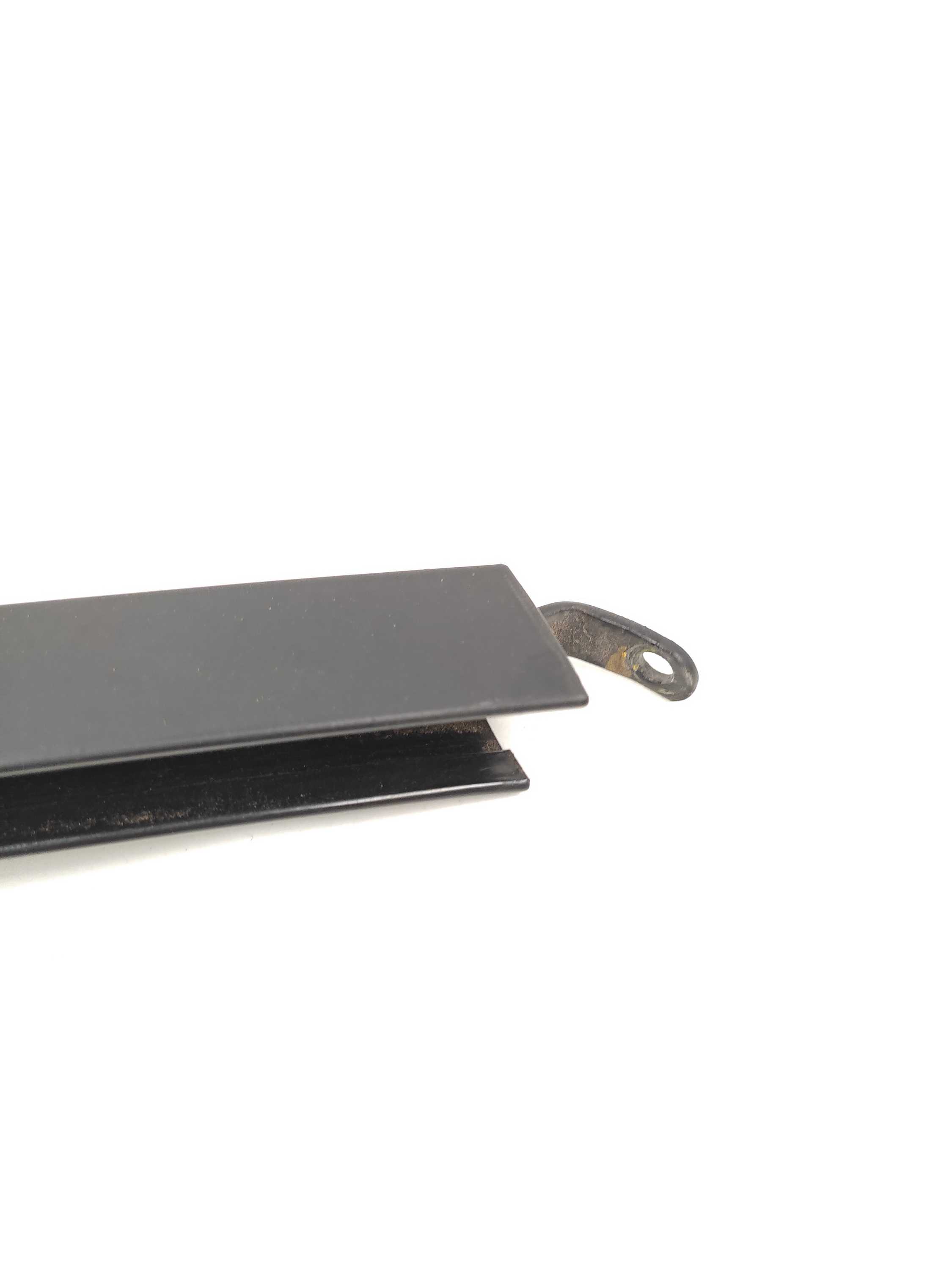 Guia Do Vidro Porta Traseira Direita Gm Astra Sedan 2001 3