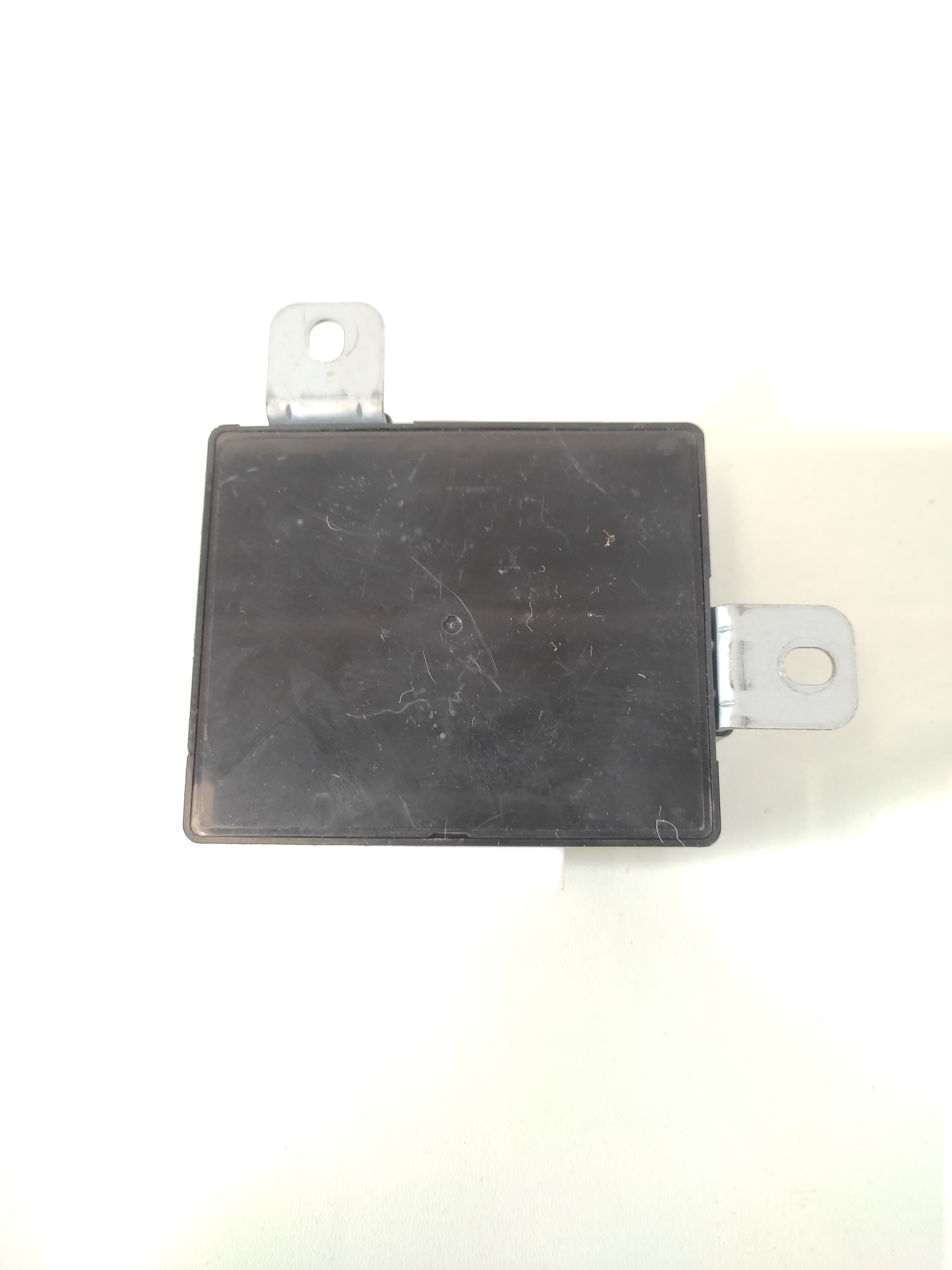 Modulo Estacionamento Kia Carnival 3.8 V6 2008 957004d000 3
