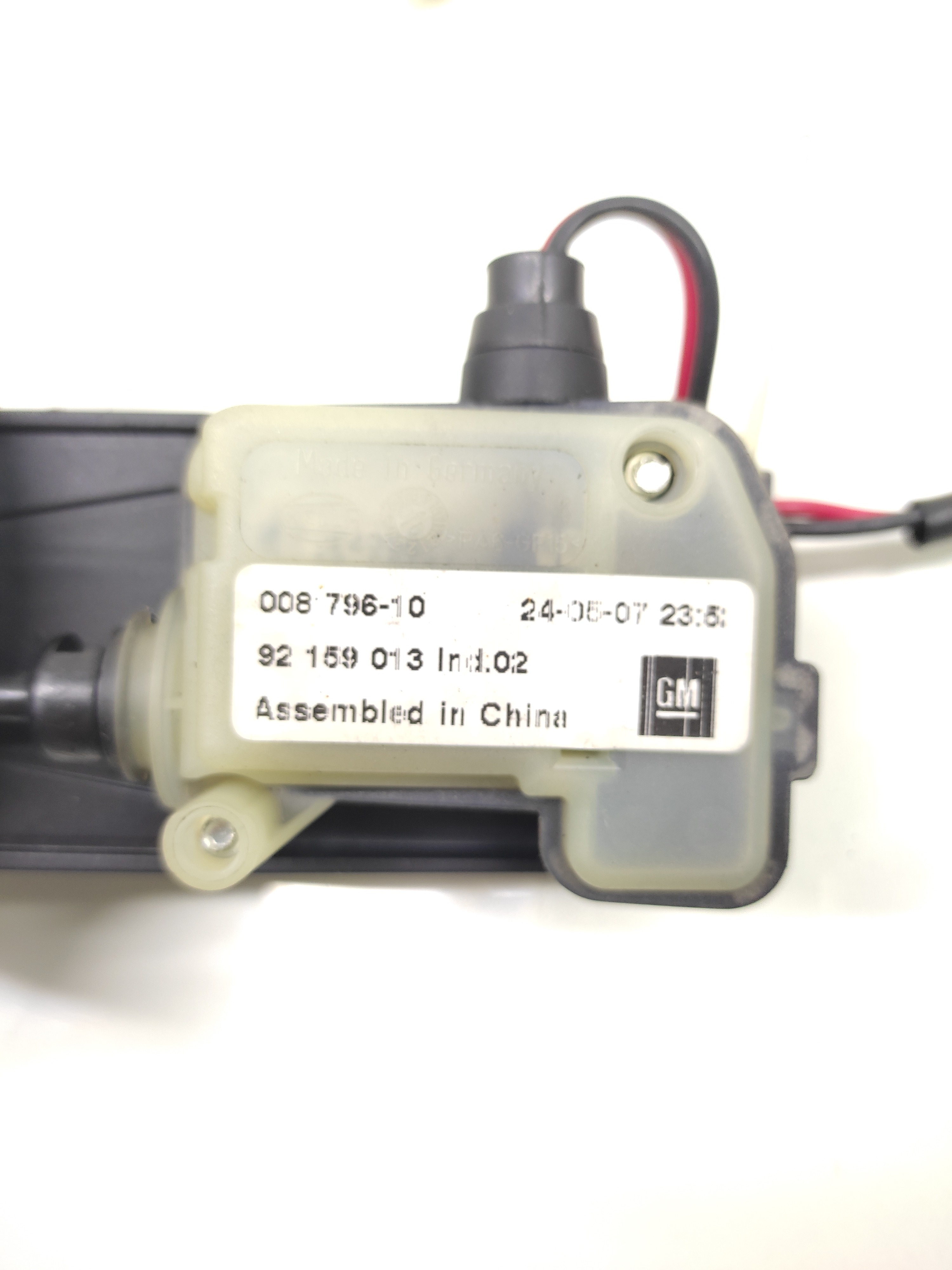 Motor Trava Portinhola Tanque Combustível Gm Omega 2008 3