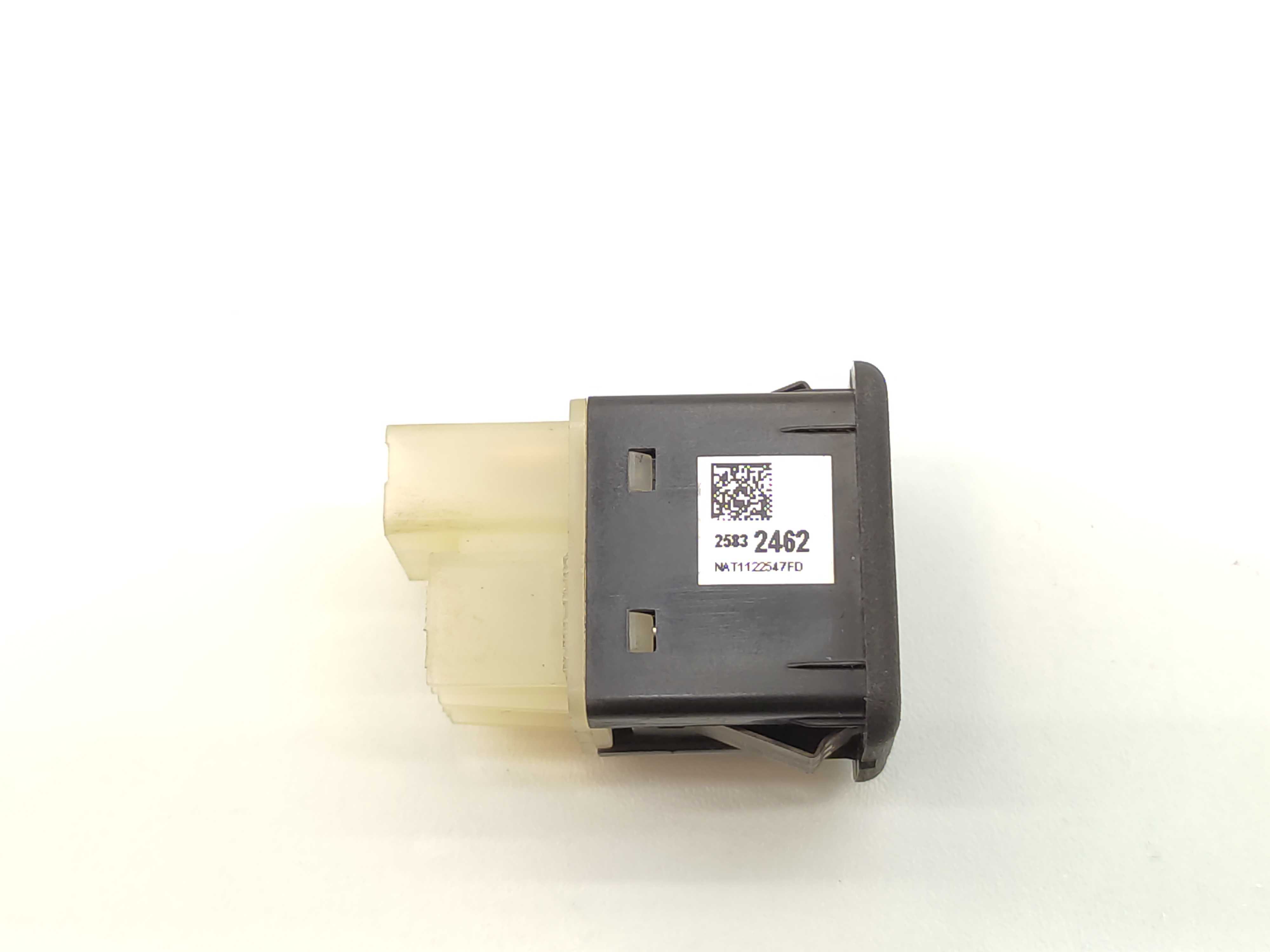 Conector Adaptador Entrada Usb Auxiliar Gm Sonic Onix 2014 3