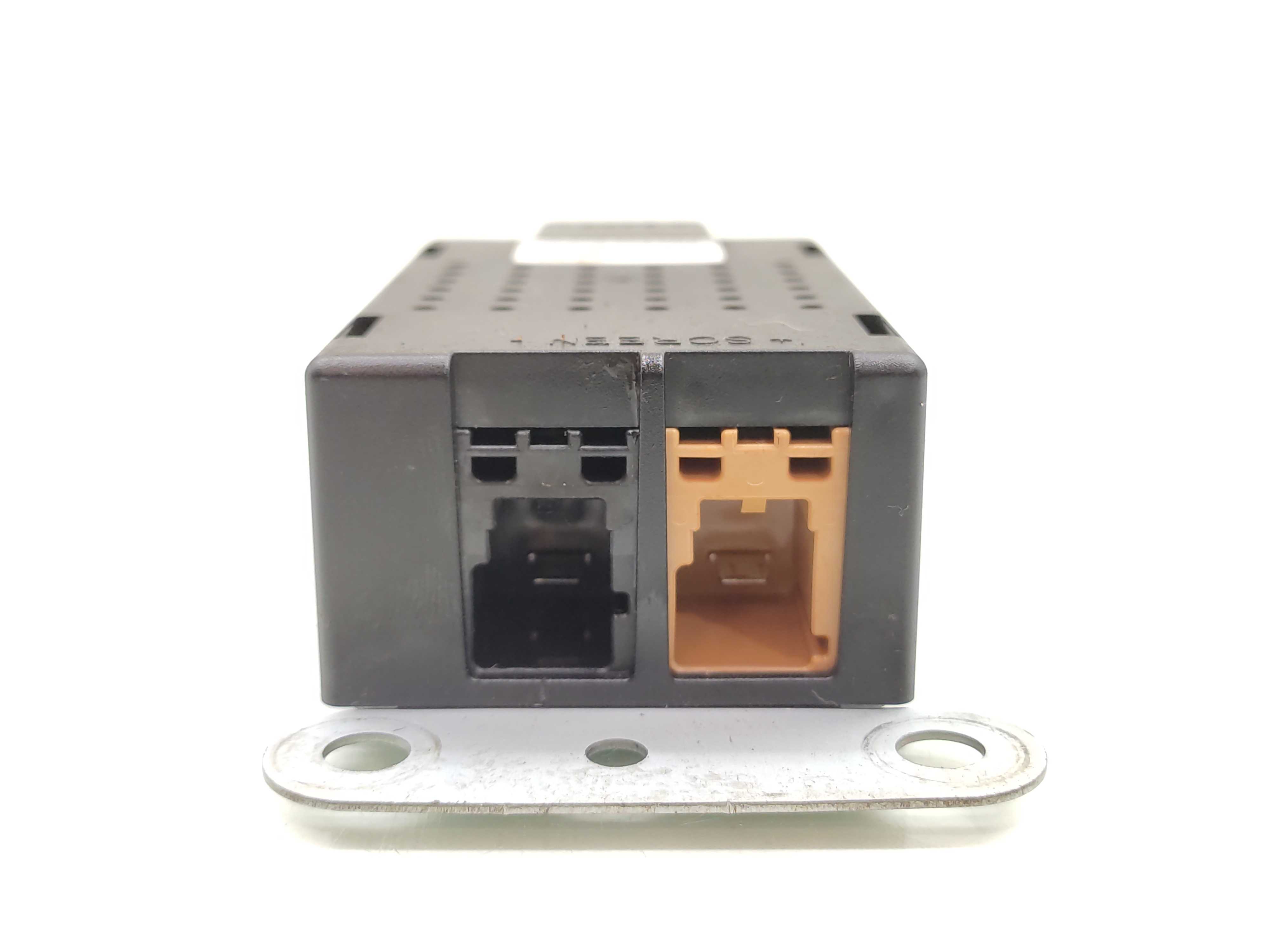 Módulo Anti Ruído Radio Vw Tiguan 2011 2012 2013 5n0035570a 3