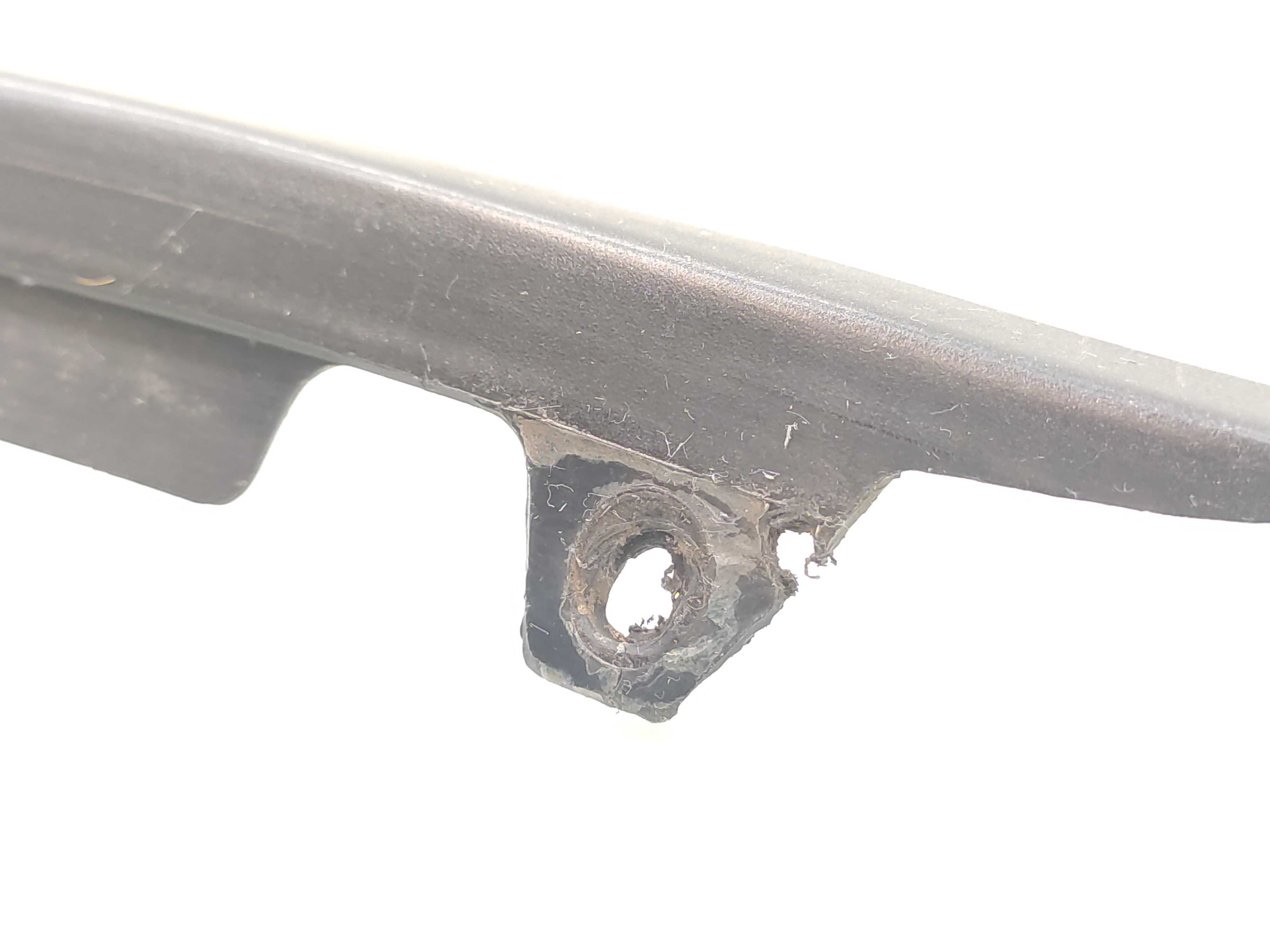 Acabamento Externo Esquerdo Parabrisa Fiat Palio 2002 2003 3