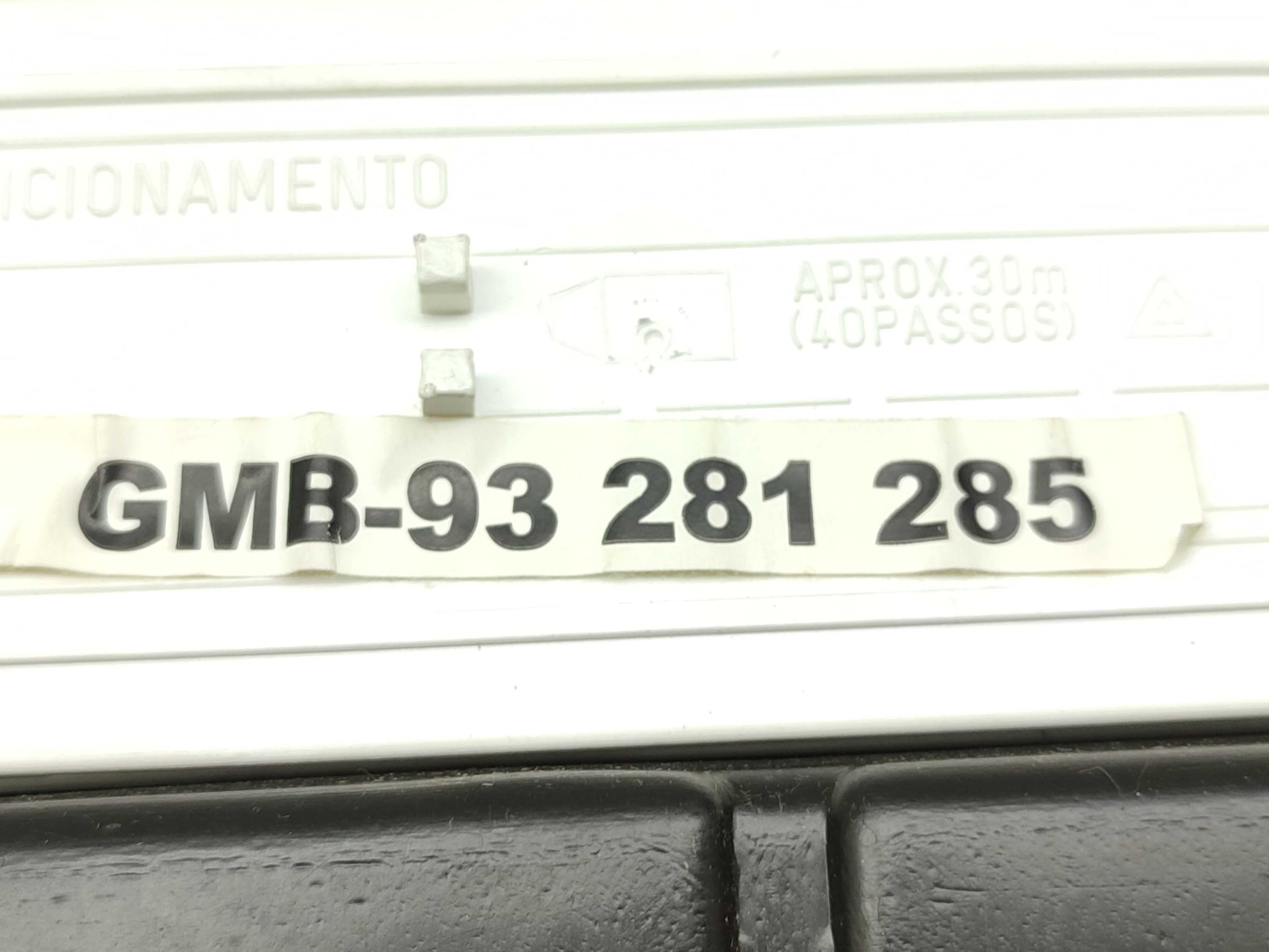 Triângulo Estepe Linha Mitsubishi Lancer Axs Todos 4