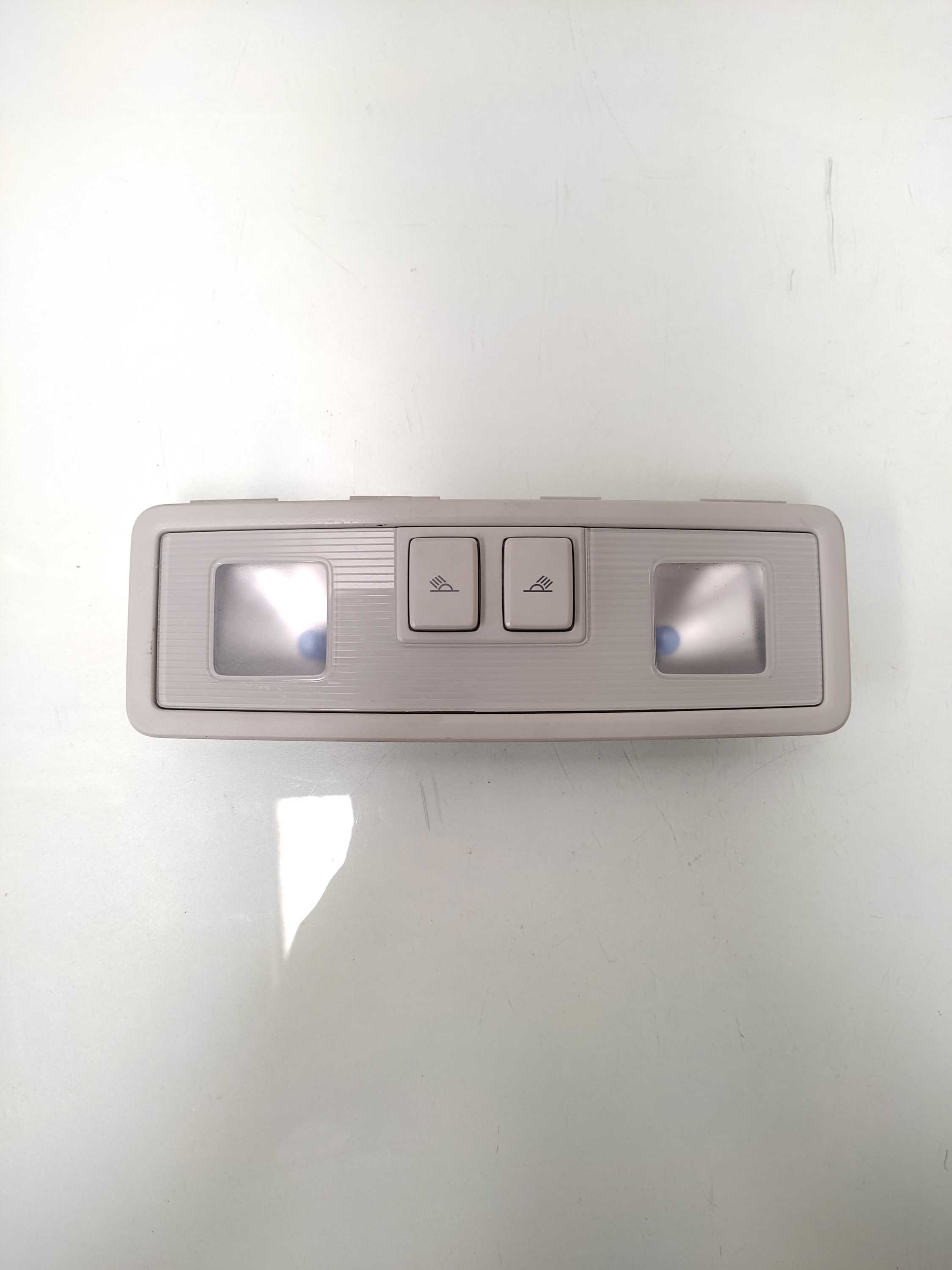 Luz Interna De Teto Traseira Vw Golf Tsi 2015 5g0947291 1