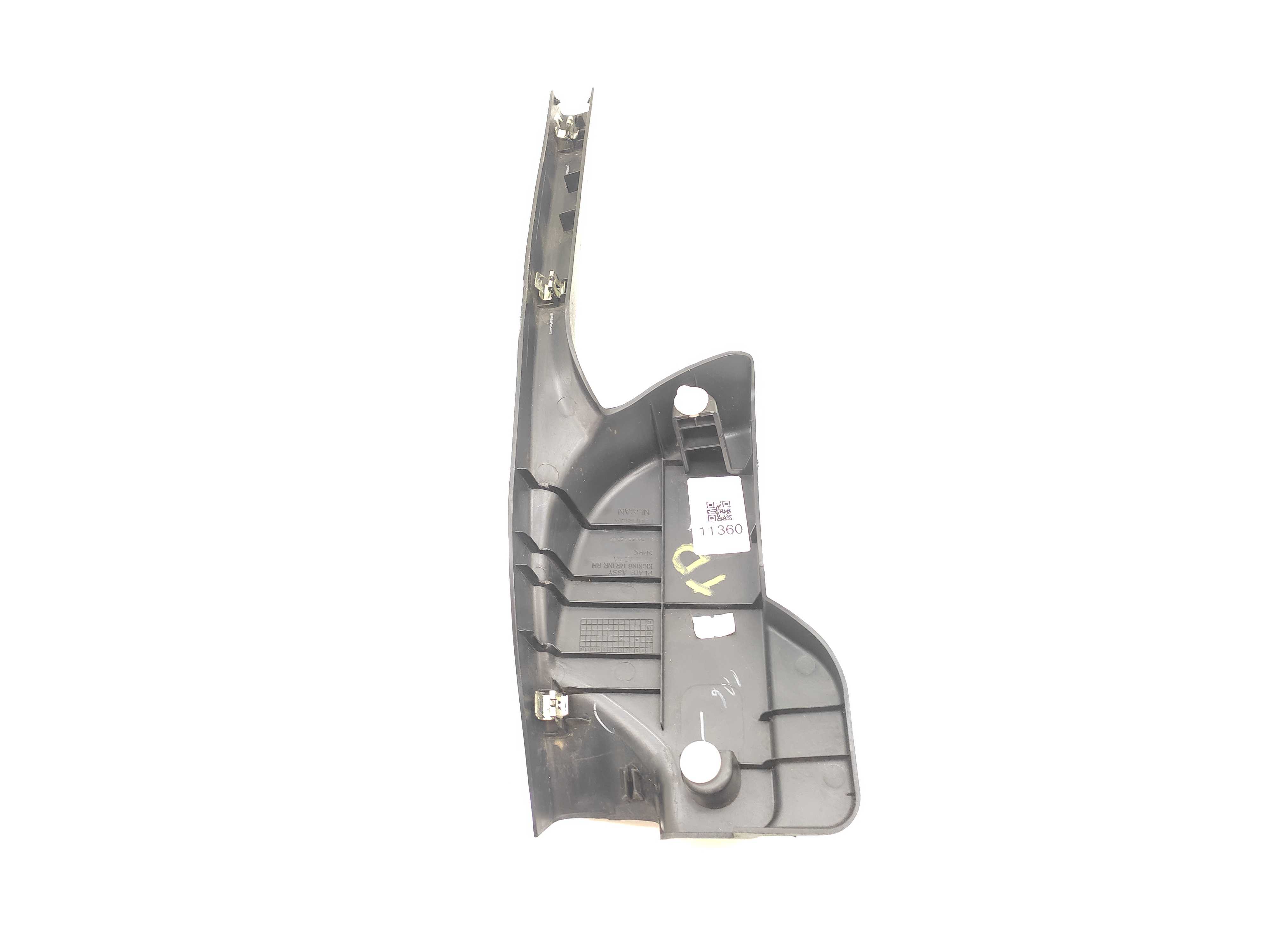 Soleira Traseira Direita Nissan Livina 2010 2011 2012 2