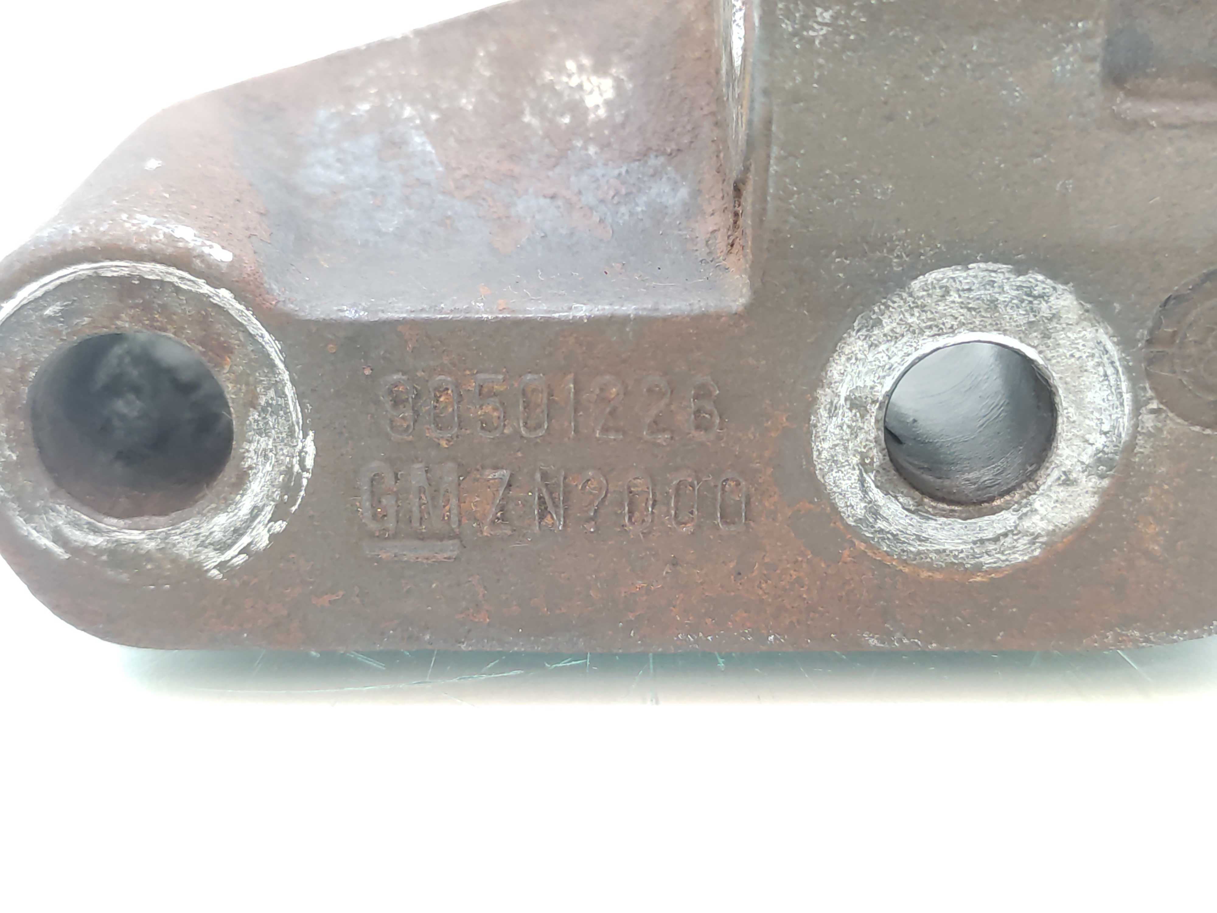 Suporte Alternador Linha Gm Corsa Celta Prisma 90501226 2