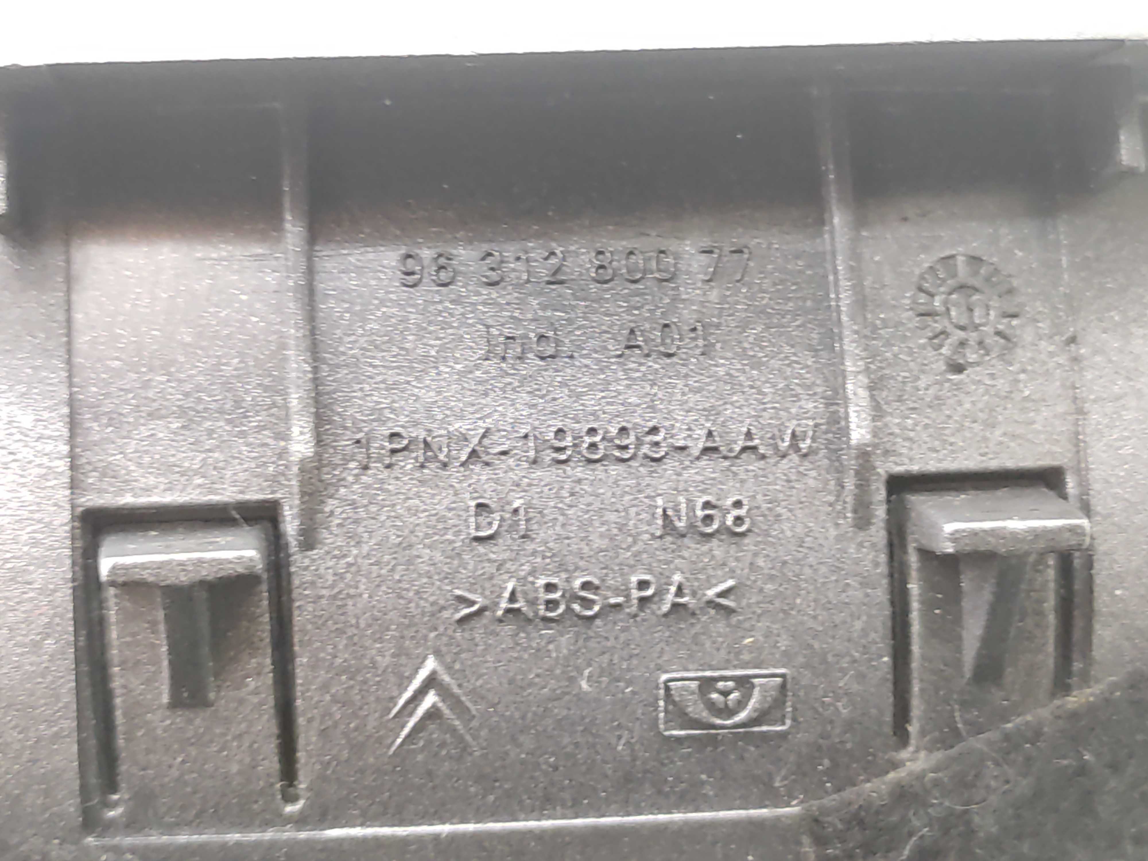 Difusor Ar Painel Lado Direito Citroen Xsara Picasso 2012 5