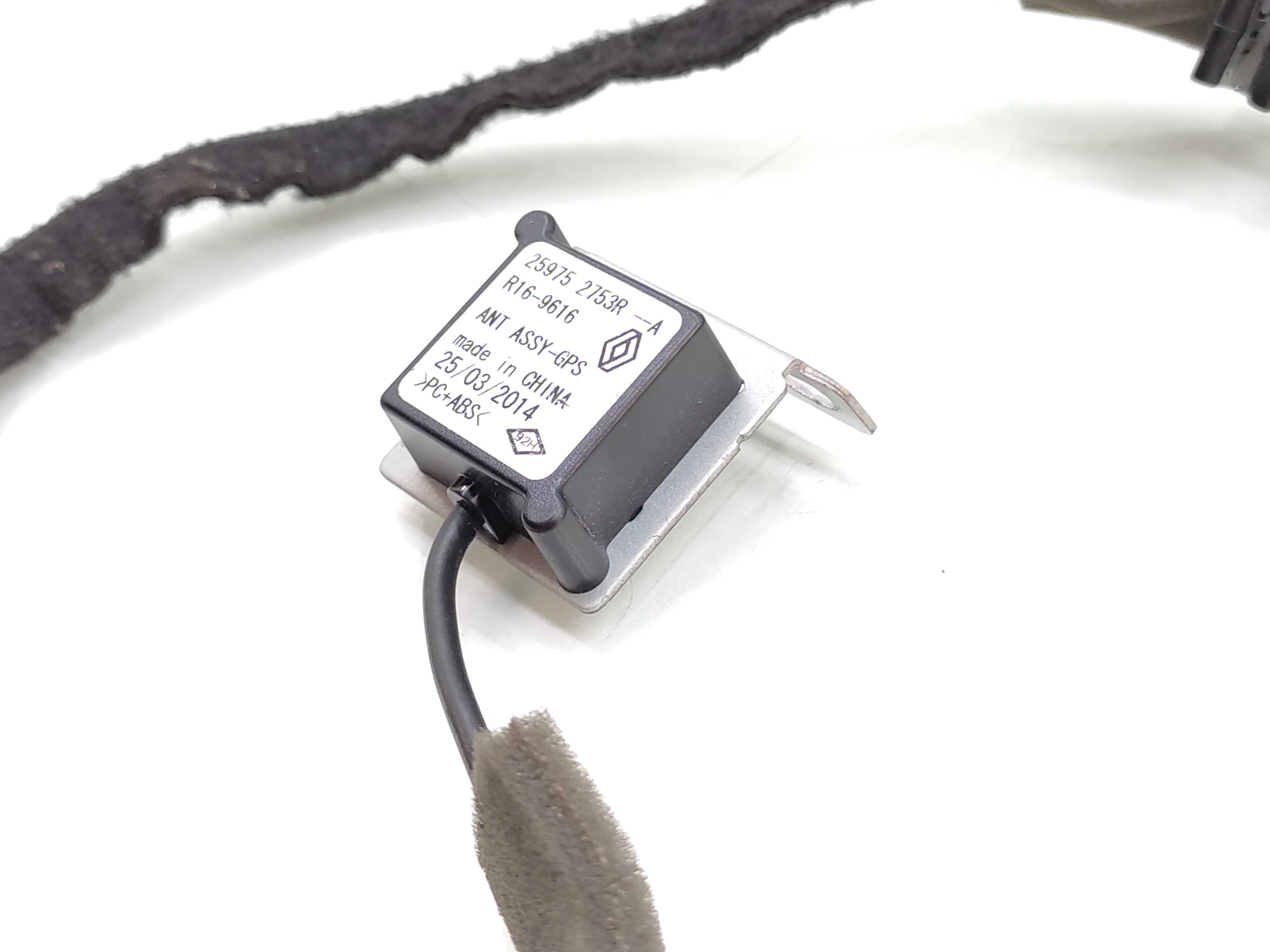 Módulo Antena Gps Chicote Renault Sandero Logan 2015 2016 2