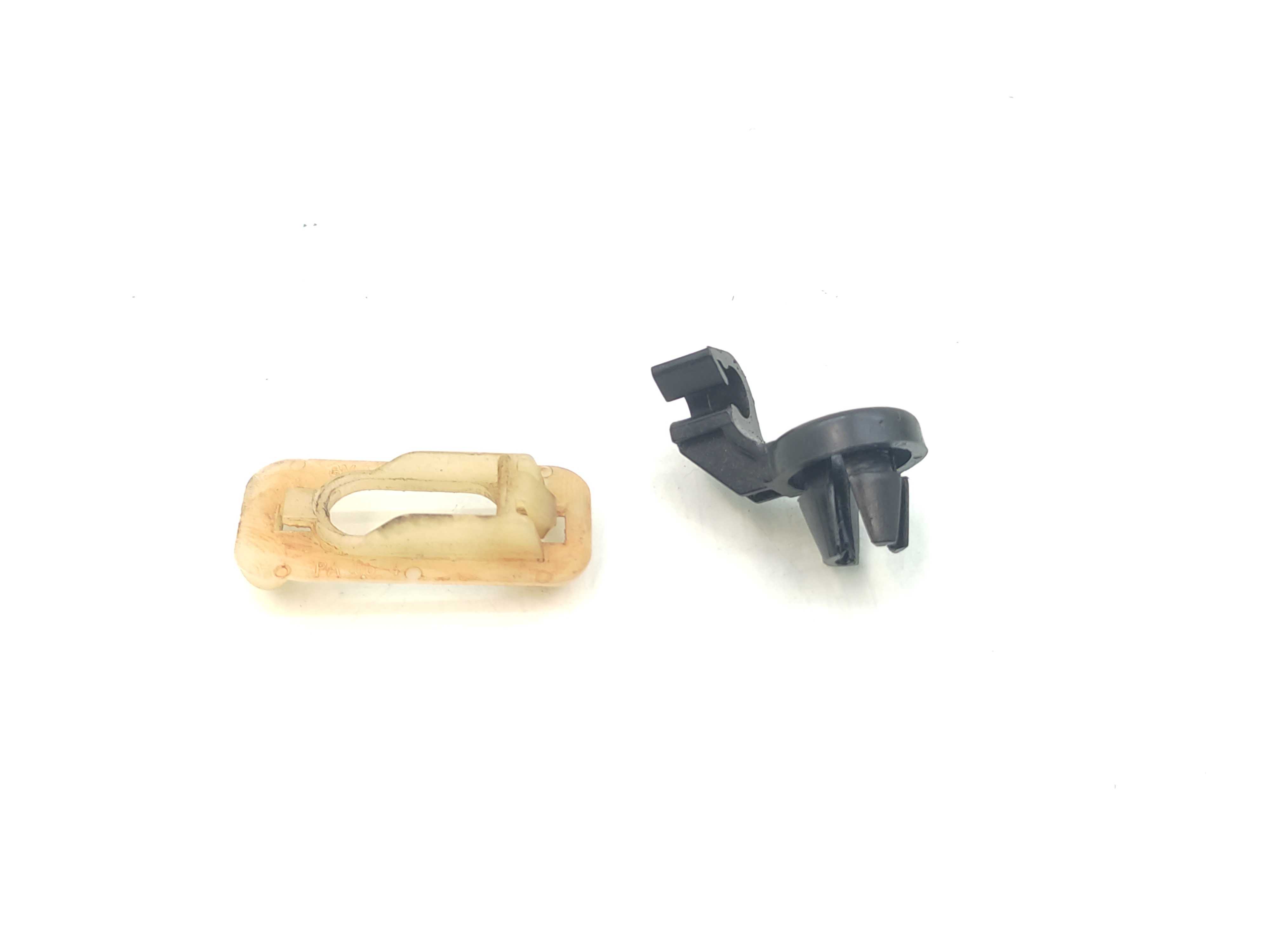 Suporte Fixação Braço Capô Gm Classic 2010 2011 2012 2013 2