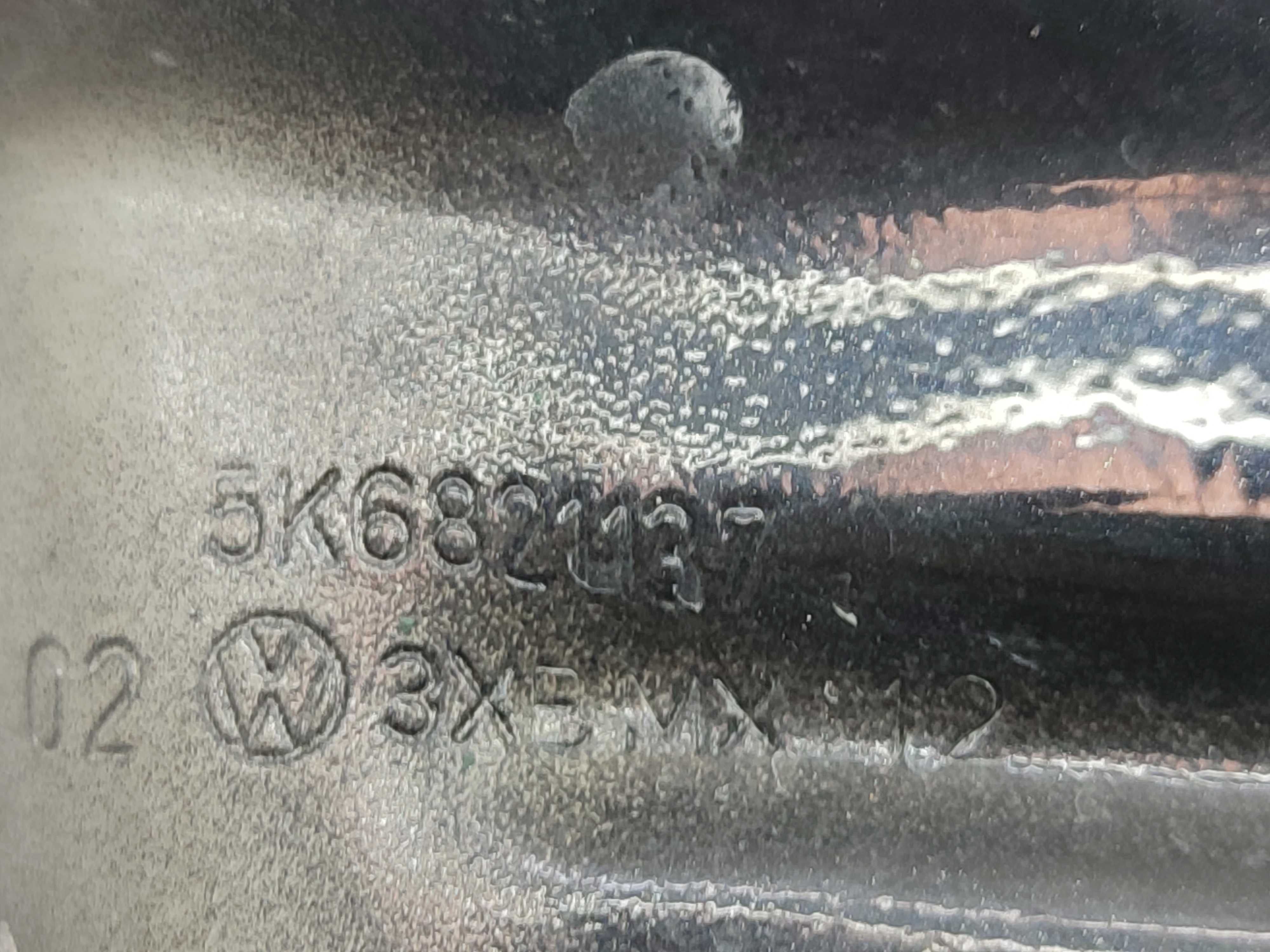 Suporte Paralama Esquerdo Vw Jetta Variant 2010 2011 2012 3