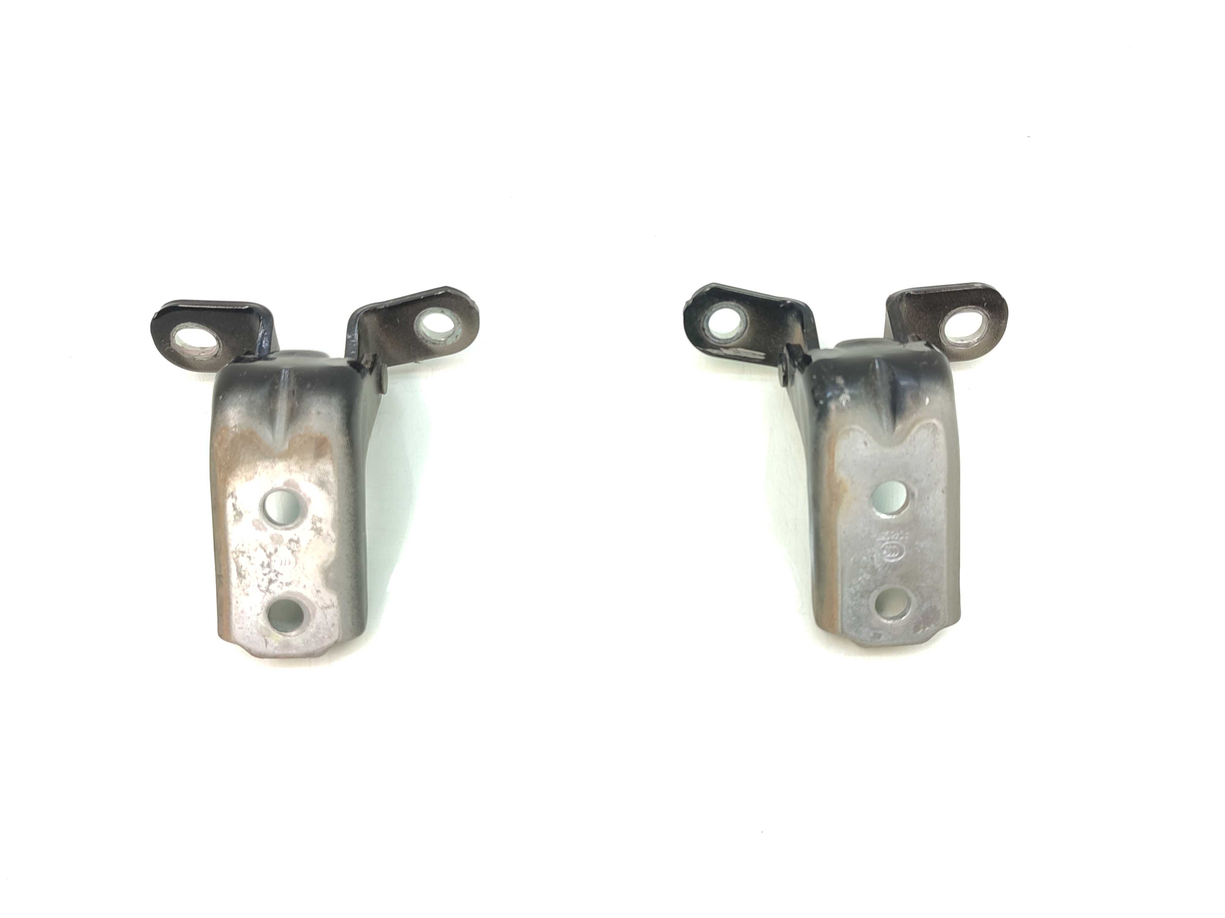 Par Dobradiça Porta Dianteira Direita Hyundai Veloster 2011 2
