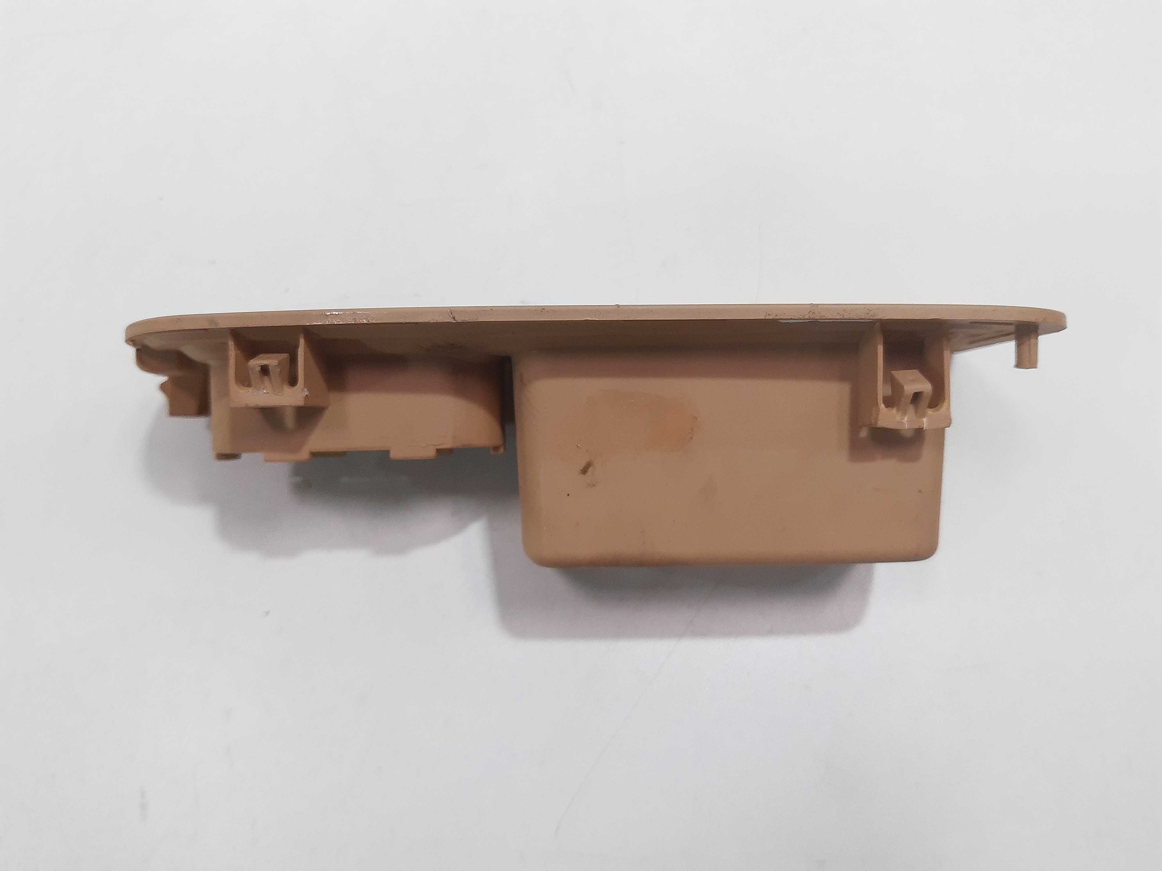 Moldura Botão Vidro Diant Direito Porsche Cayenne 2011 Á 016