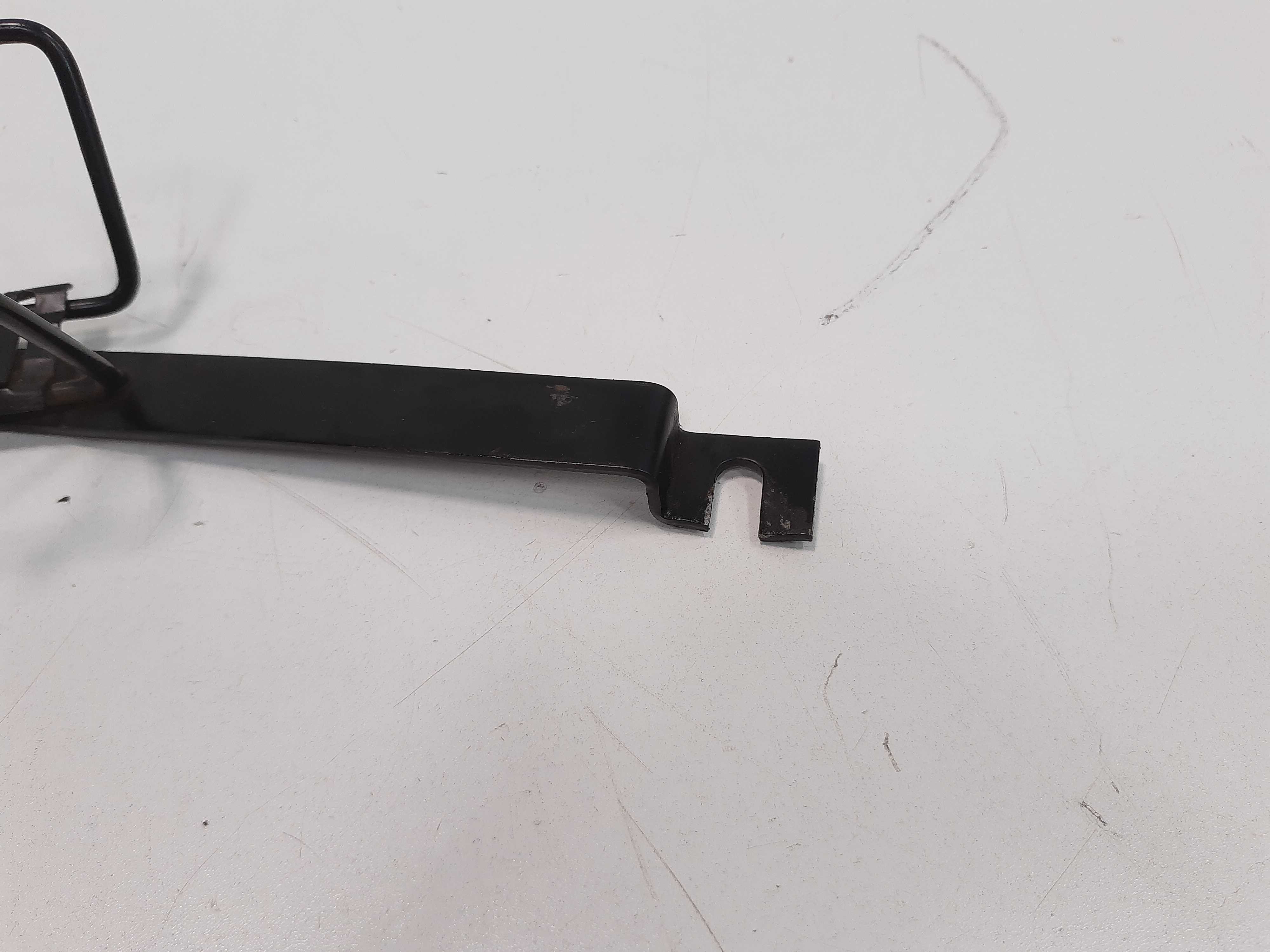 Suporte Apoio Extintor Kia Sorento 2004 2005 2006 A 2009