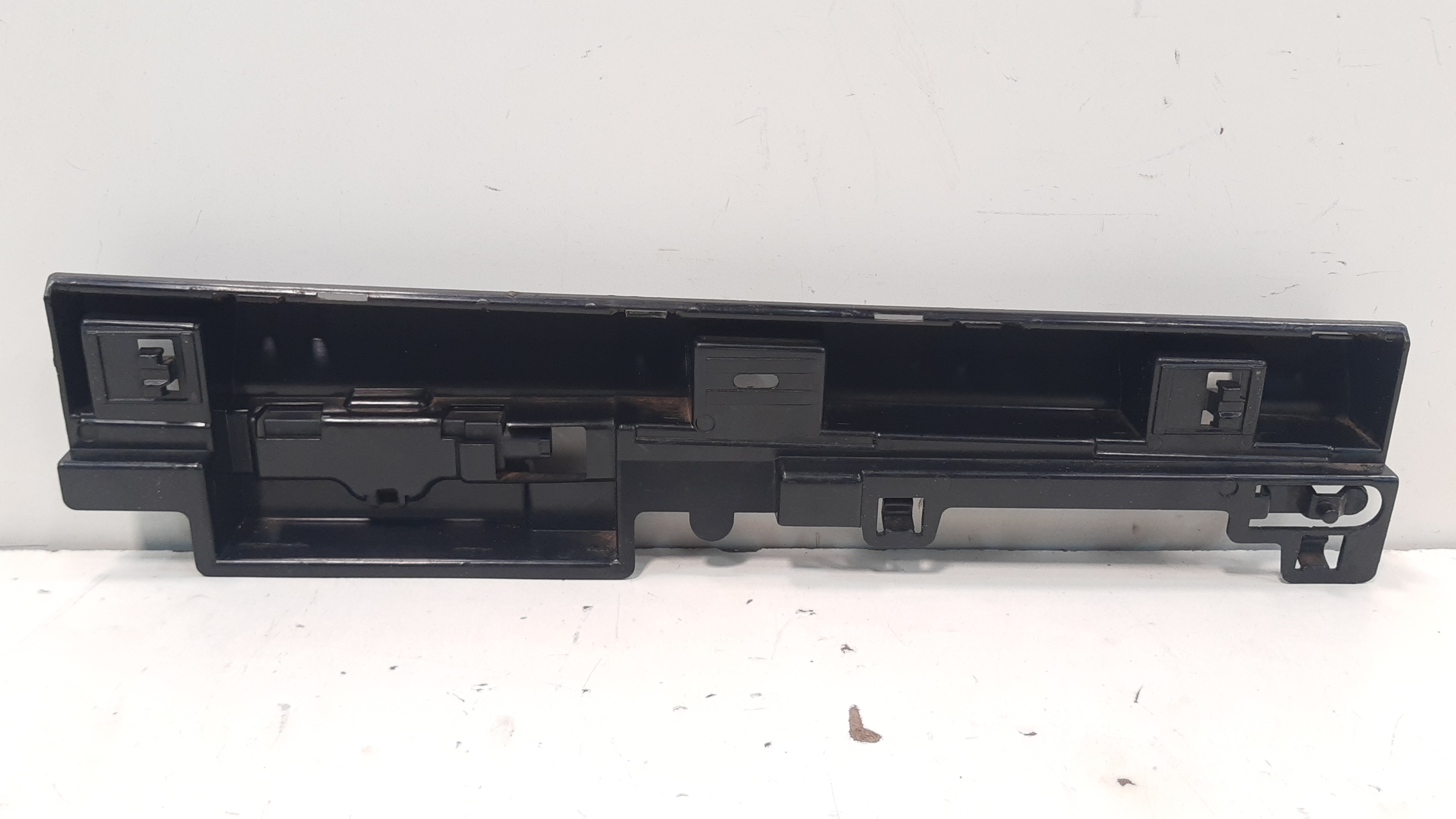 Suporte Spoiler Lateral Esquerdo Bmw 328i 320i 2013 Á 2017