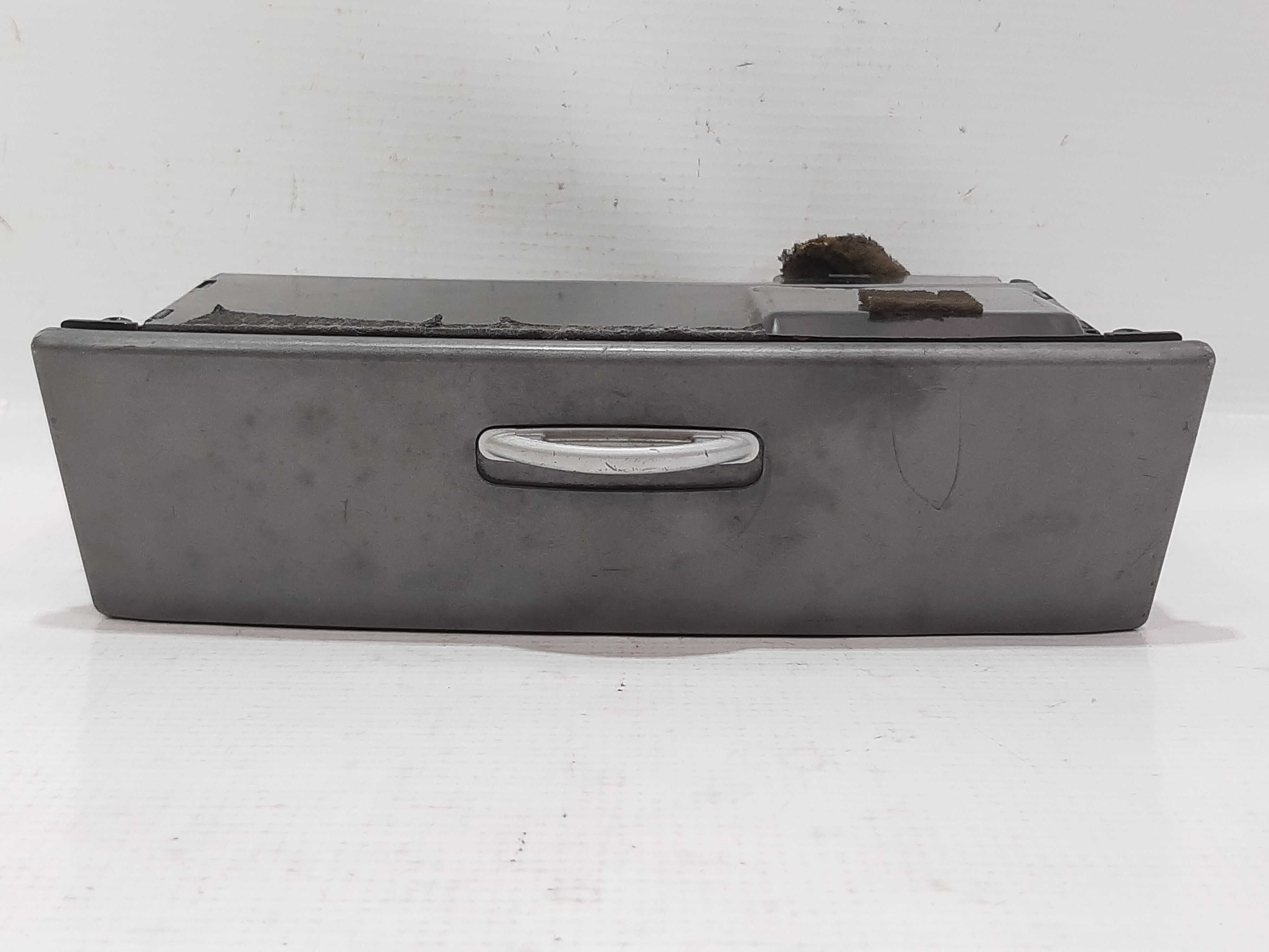 Cinzeiro Porta Objetos Tomada 12v Kia Sorento 2004 A 2009