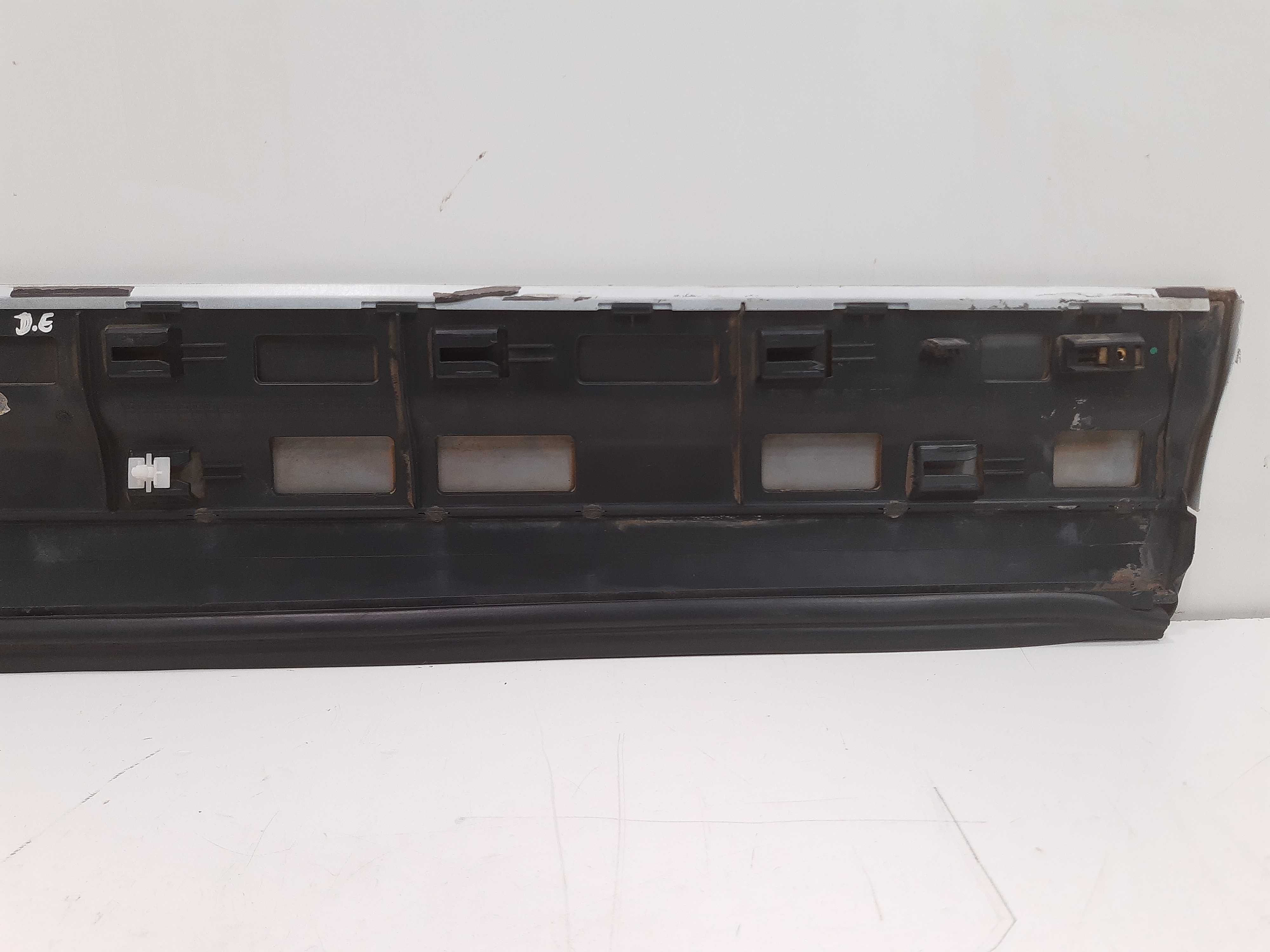 Friso Porta Dianteira Esquerdo Porsche Cayenne 2011 Á 2015