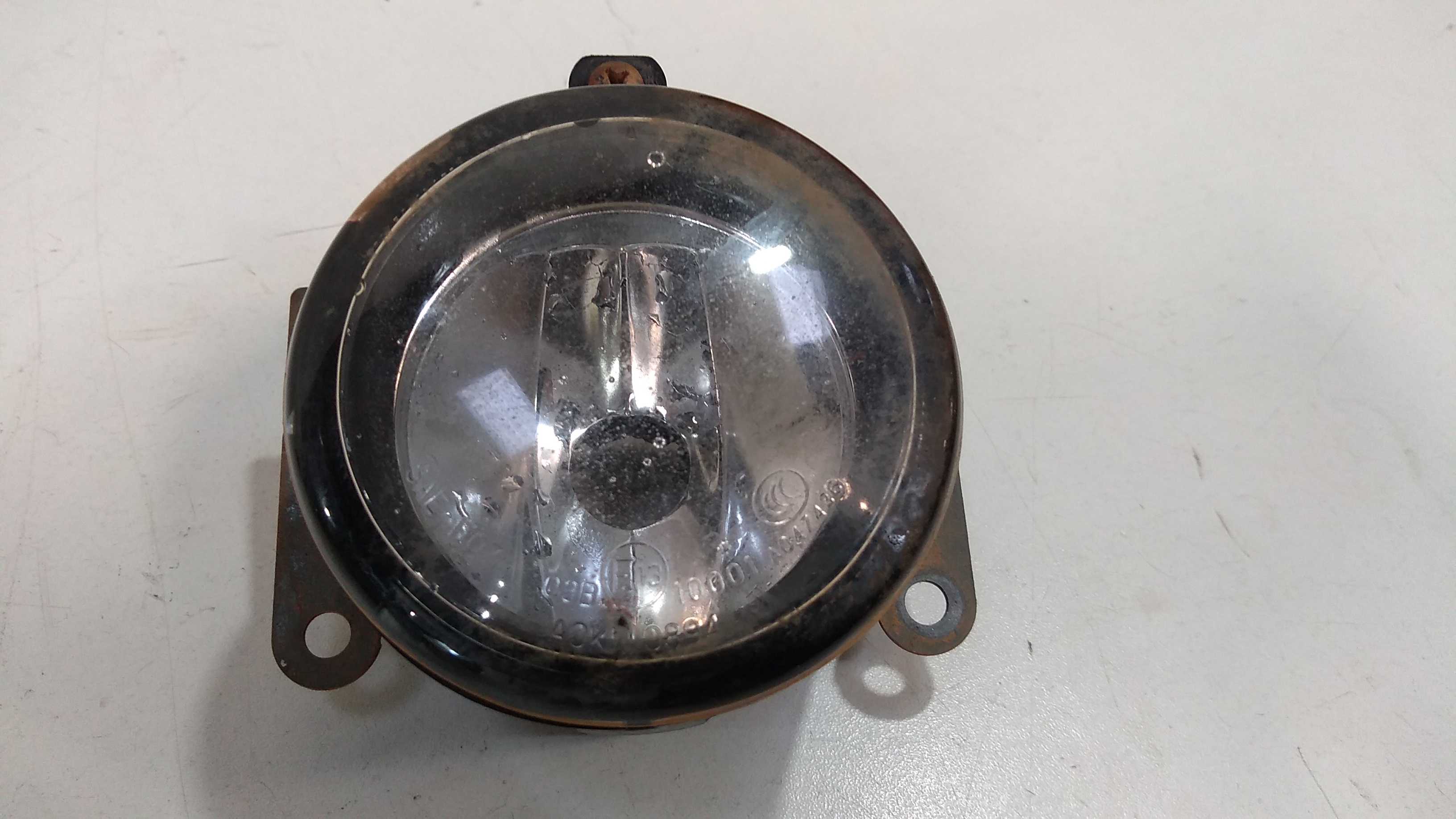 Farol Milha Direito Mitsubishi L200 2009 2010 Á 2016 Xx