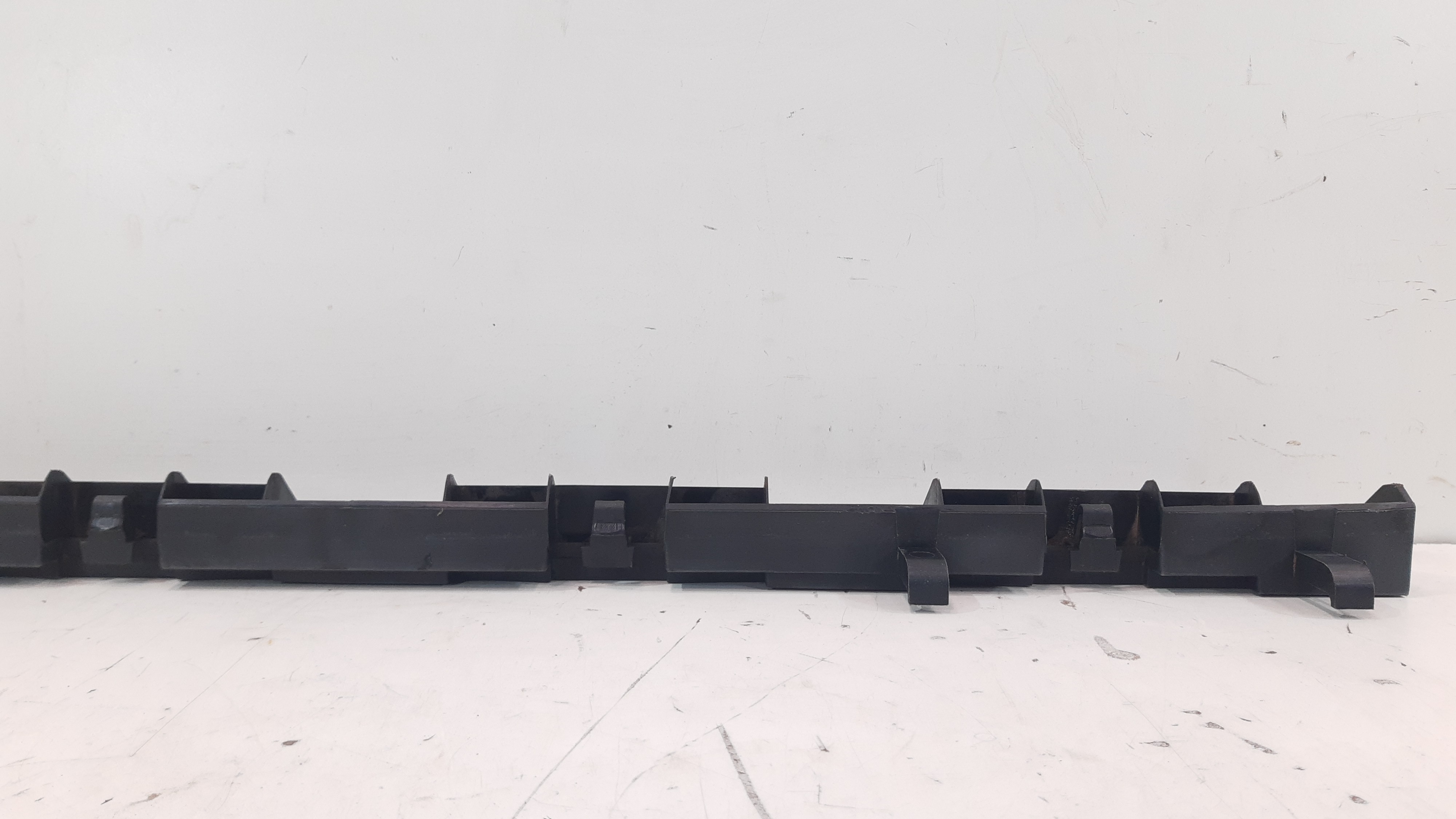 Guia Spoiler Esquerdo Mercedes Ml 350 2006 2007 2008 2009