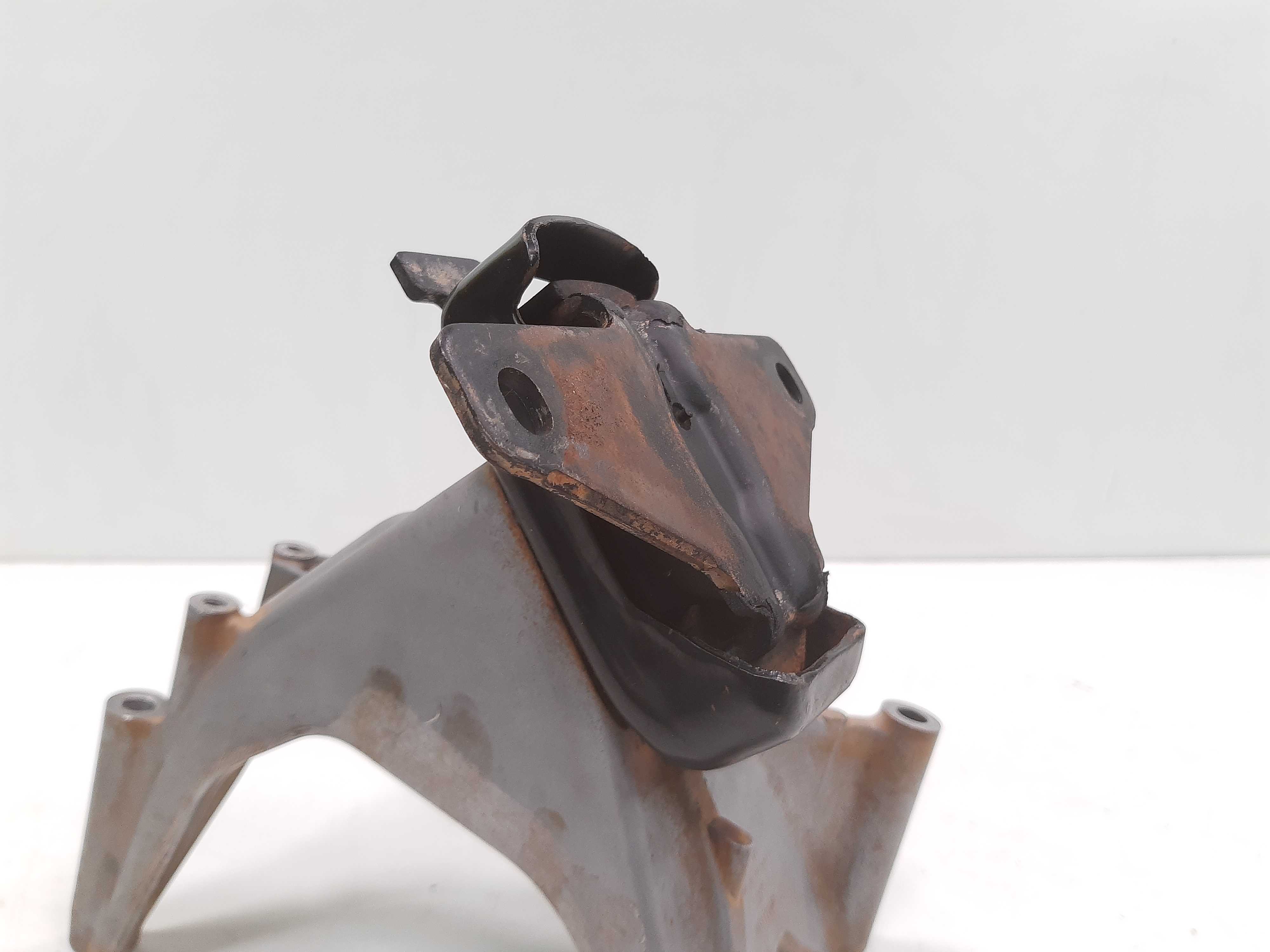 Suporte Esquerdo Coxim Motor Vw Amarok 2011 2012 Á 2016 Xx