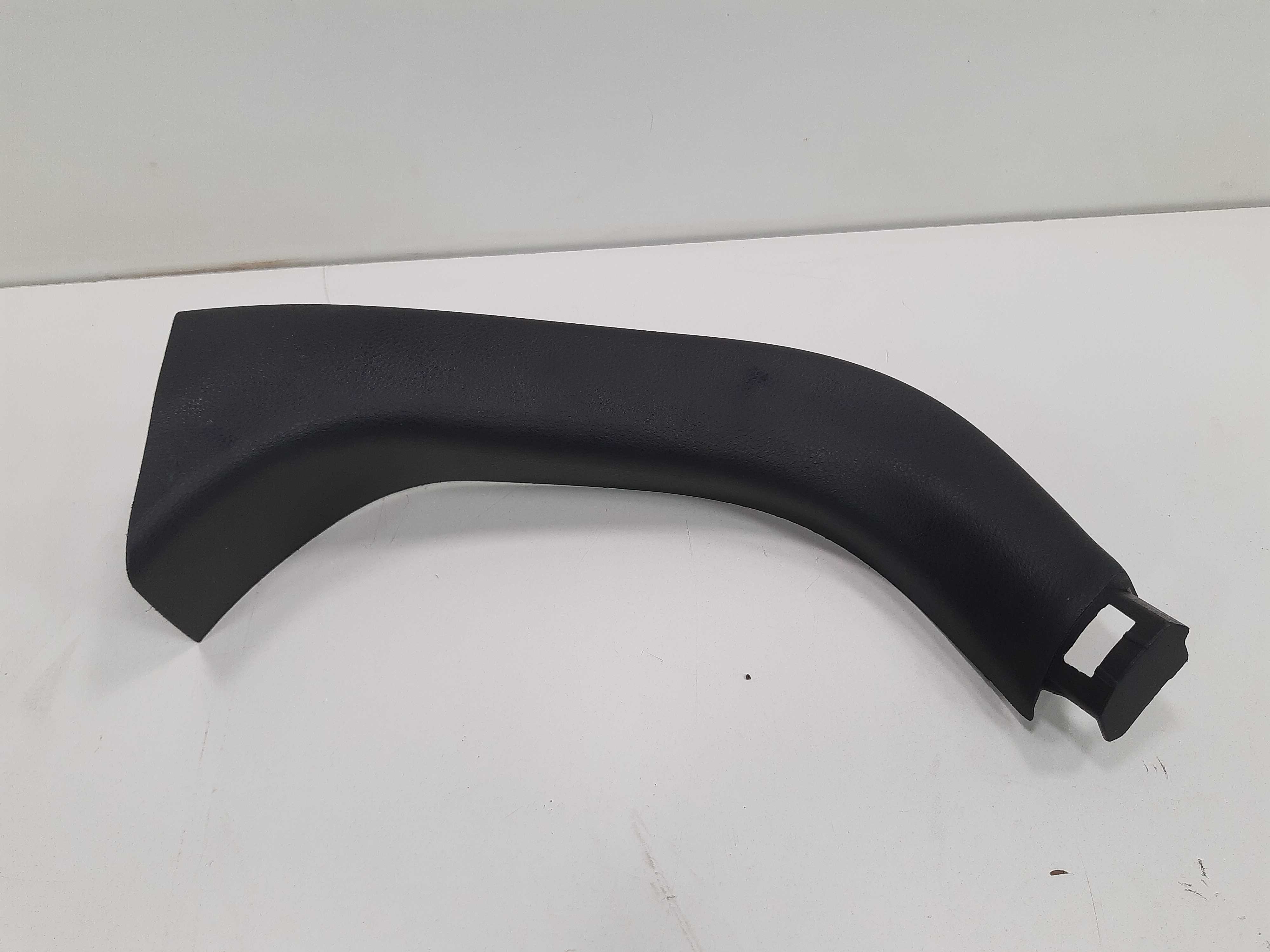 Moldura Interna Direita Tampa Tras Rav4 2012 2013 Á 2016 Kd1