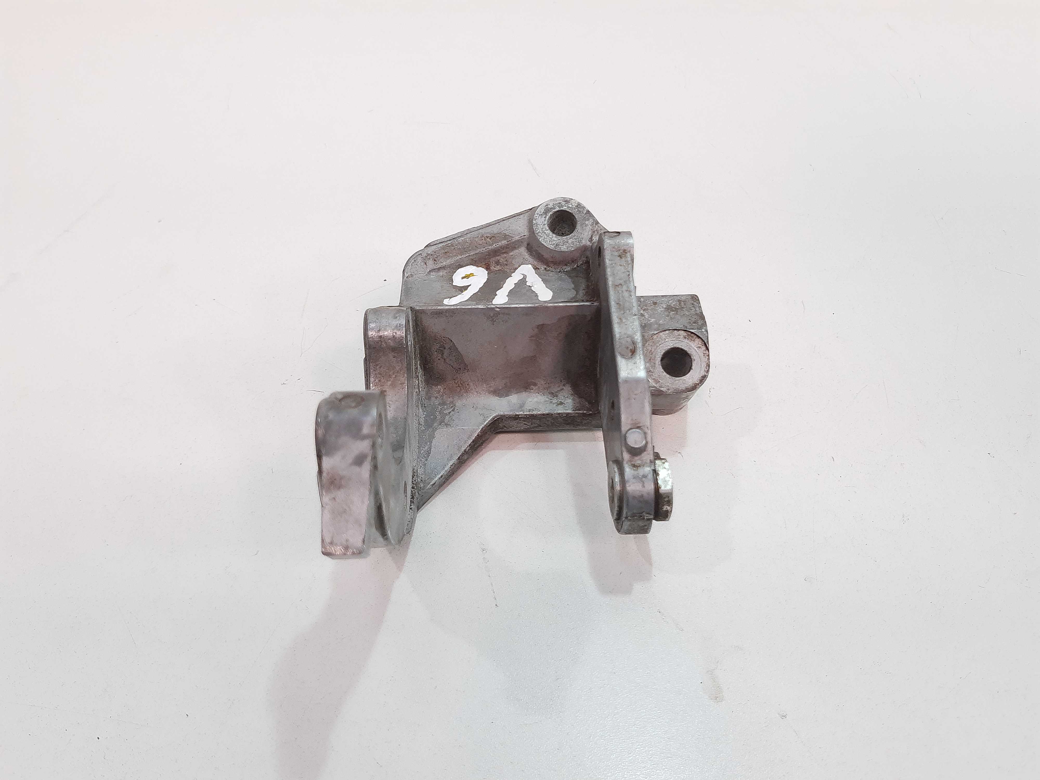 Suporte Bomba Outlander 3.0 V6 2008 2009 2010