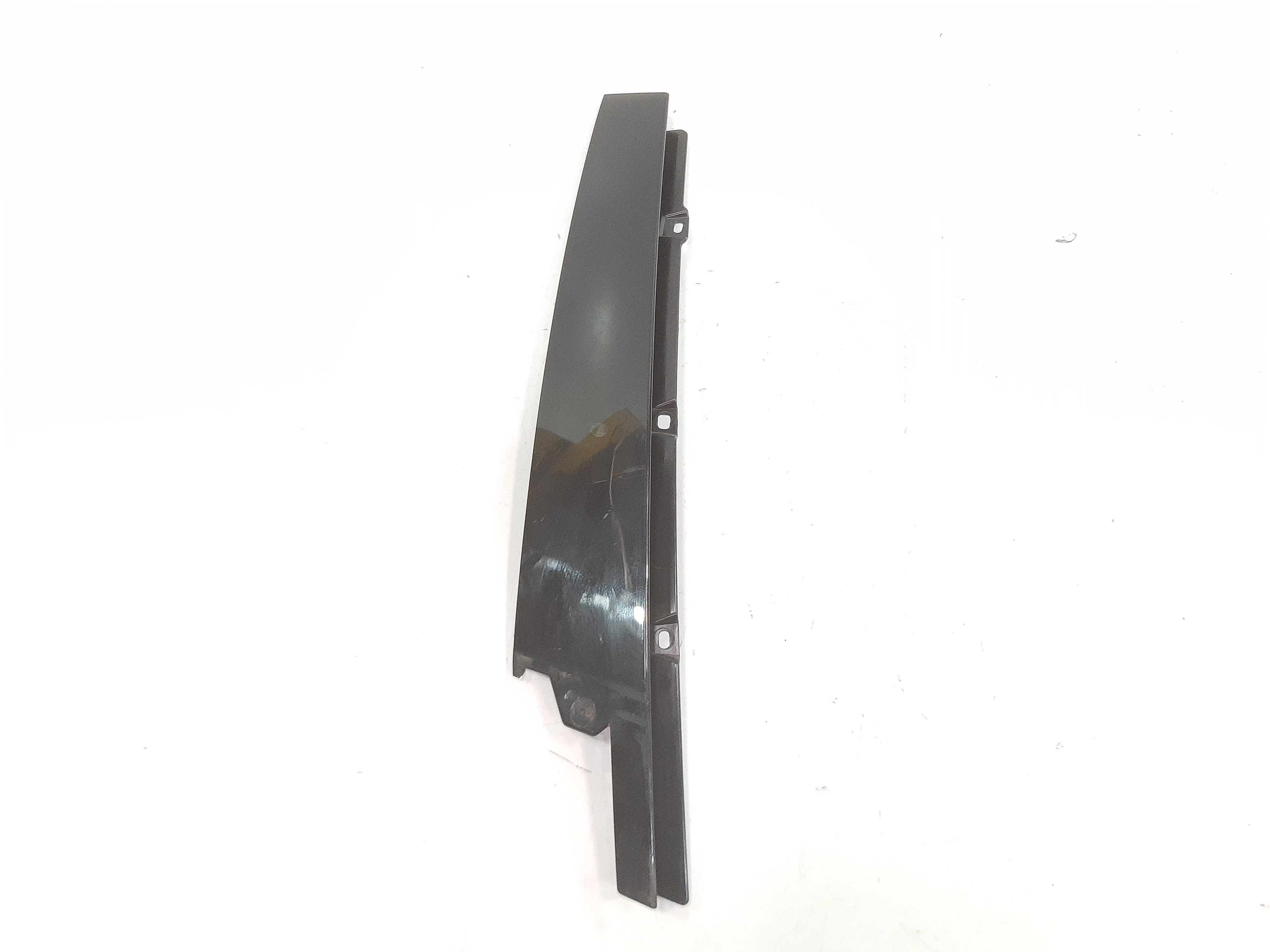 Acabamento Porta Dianteira Direita Volvo V40 2014 Á 2019 Xx