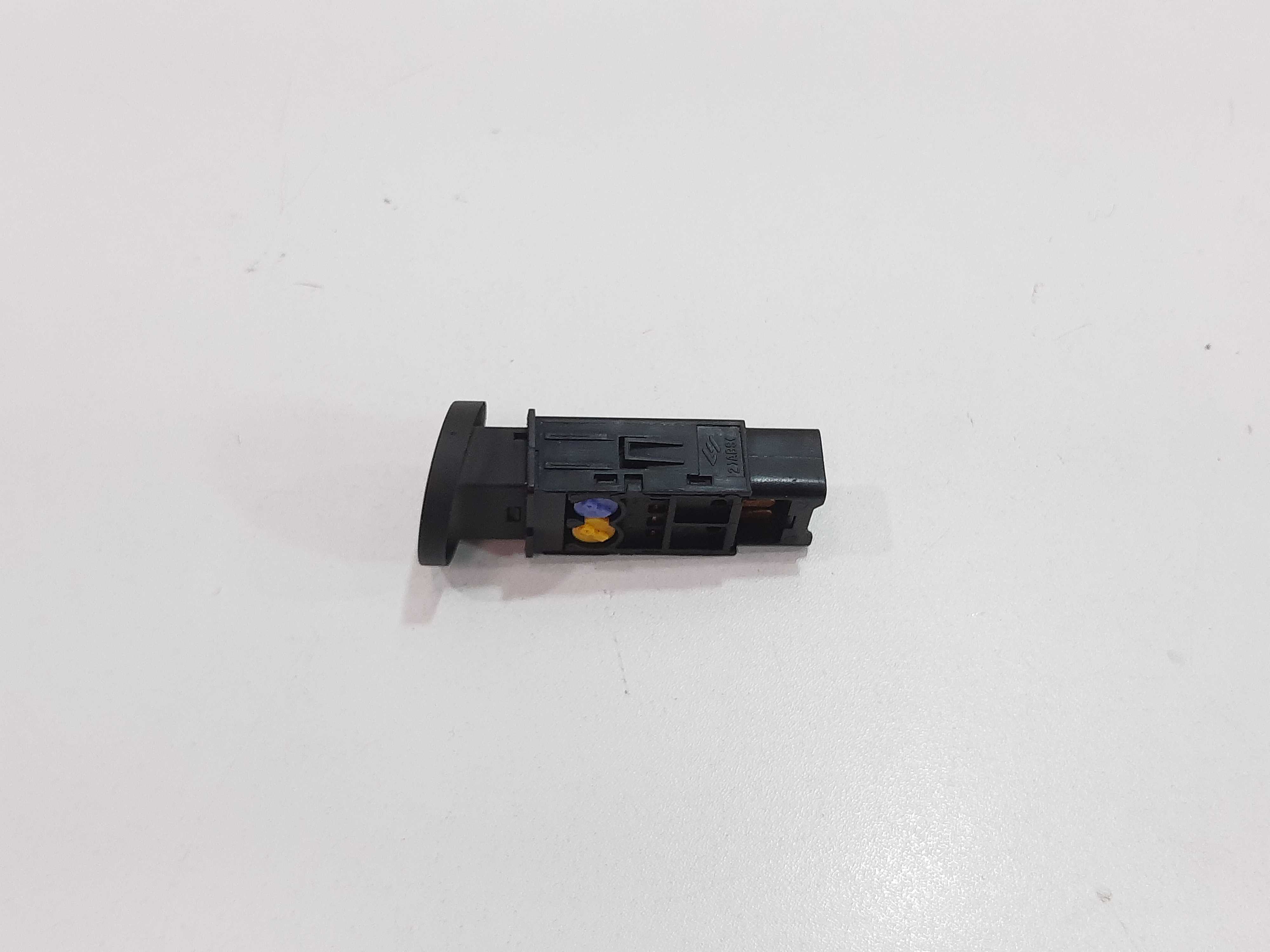 Interruptor Botão Desembaçador Frontal Ix35 2010 A 2015