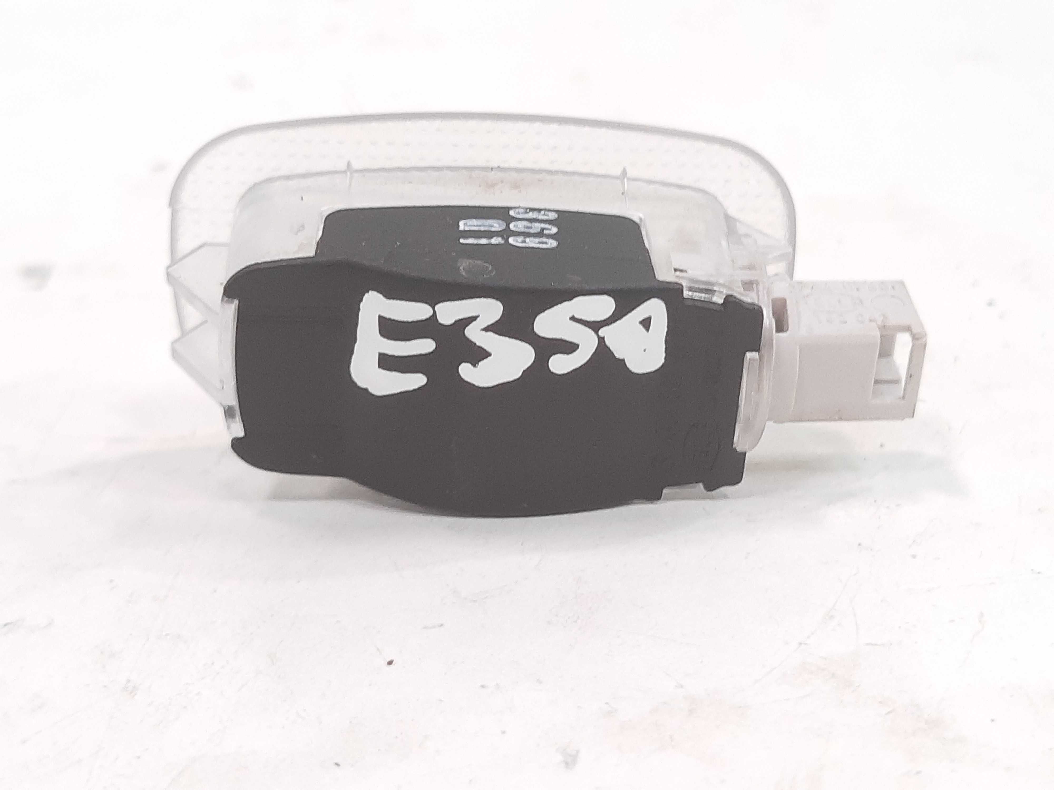 Luz Teto Cortesia Mercedes E350 2009 2010 2011 2012 2013