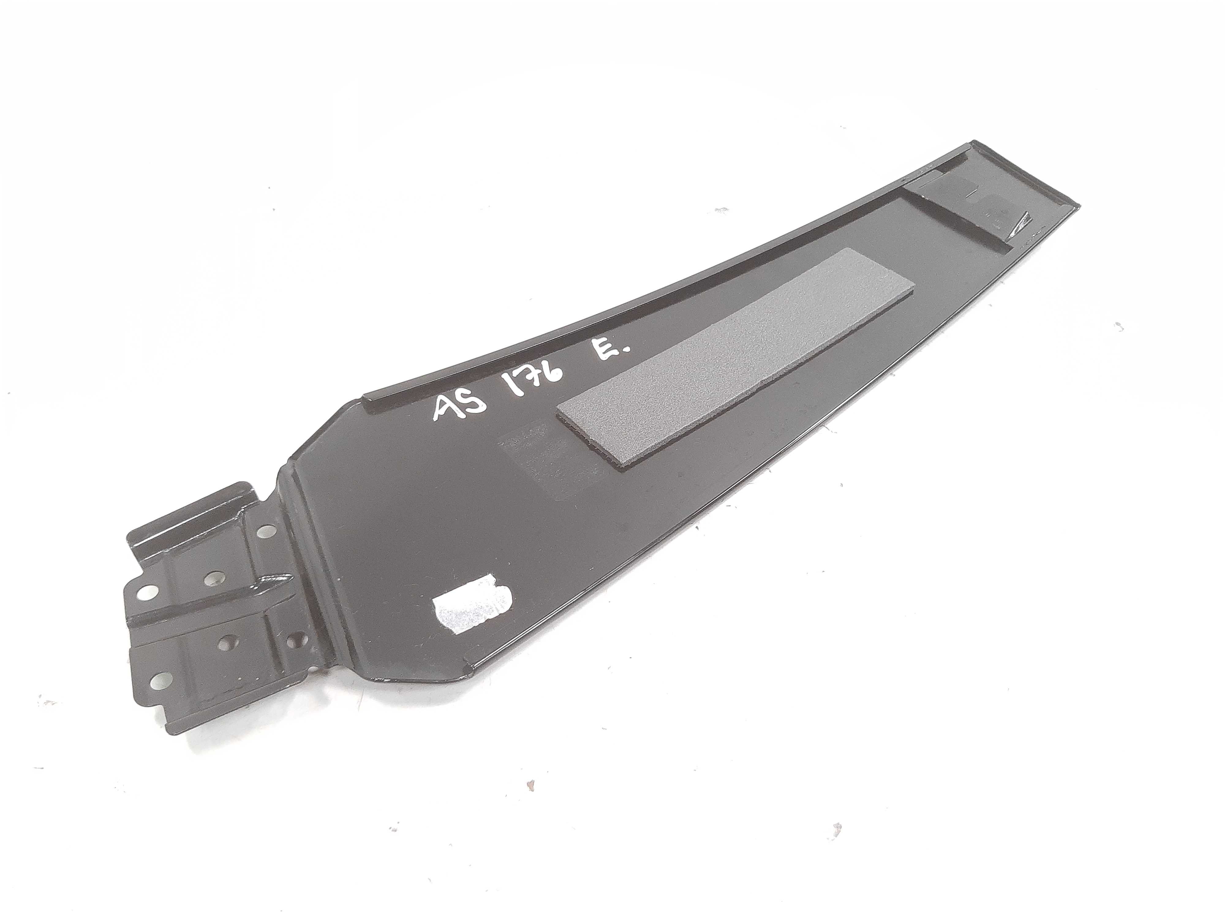 Moldura Coluna Porta Esquerda Audi A5 2012 2013 2014 Á 2016  Preto