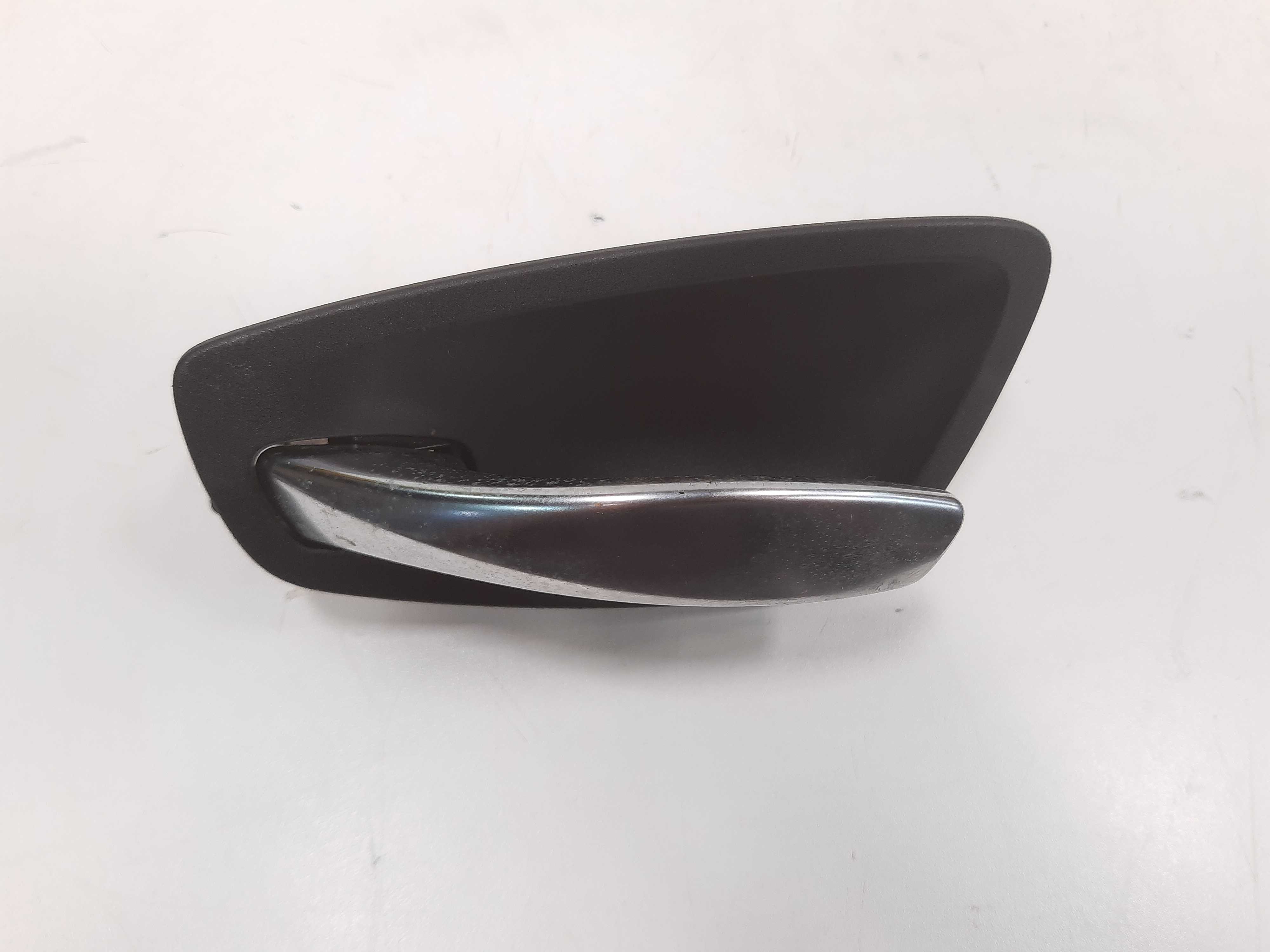 Maçaneta Interna Traseira Esquerda Bmw 118i 2008 2009 Á 2012