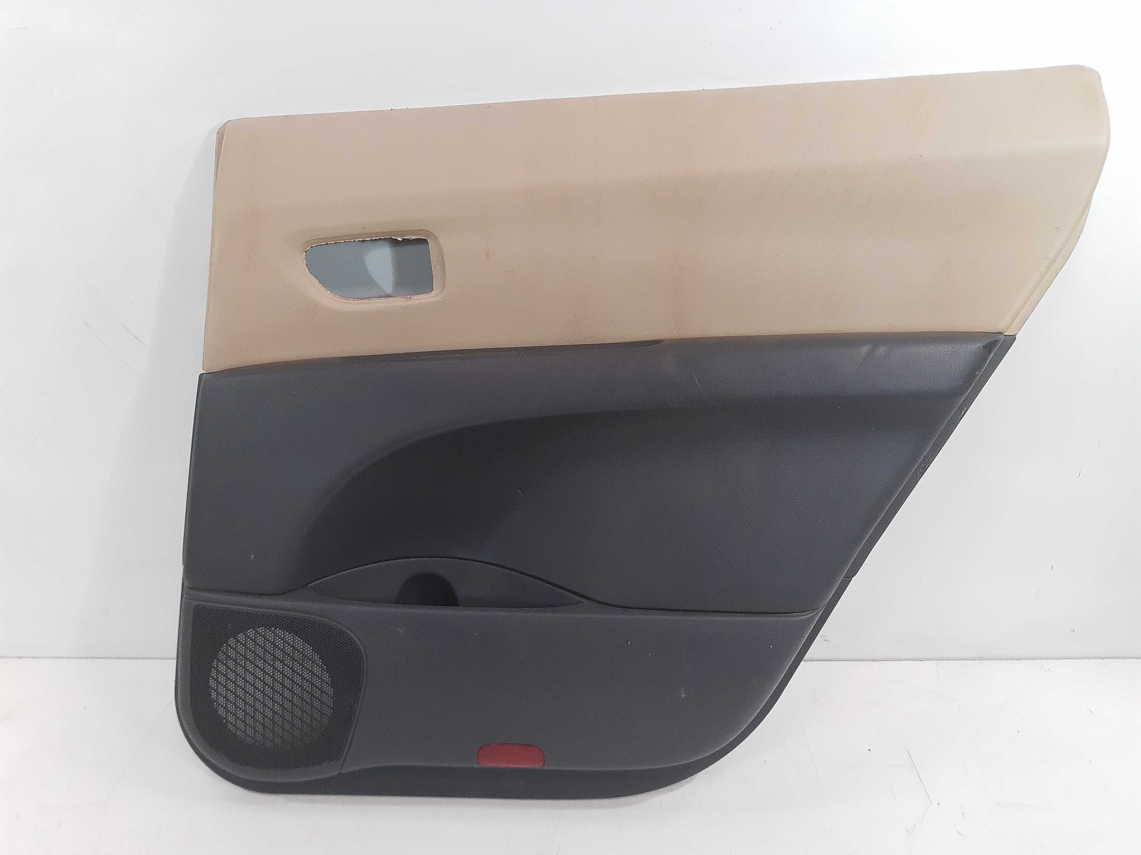 Forro Porta Traseira Direita Subaru Tribeca 2008 2009 Á 2015