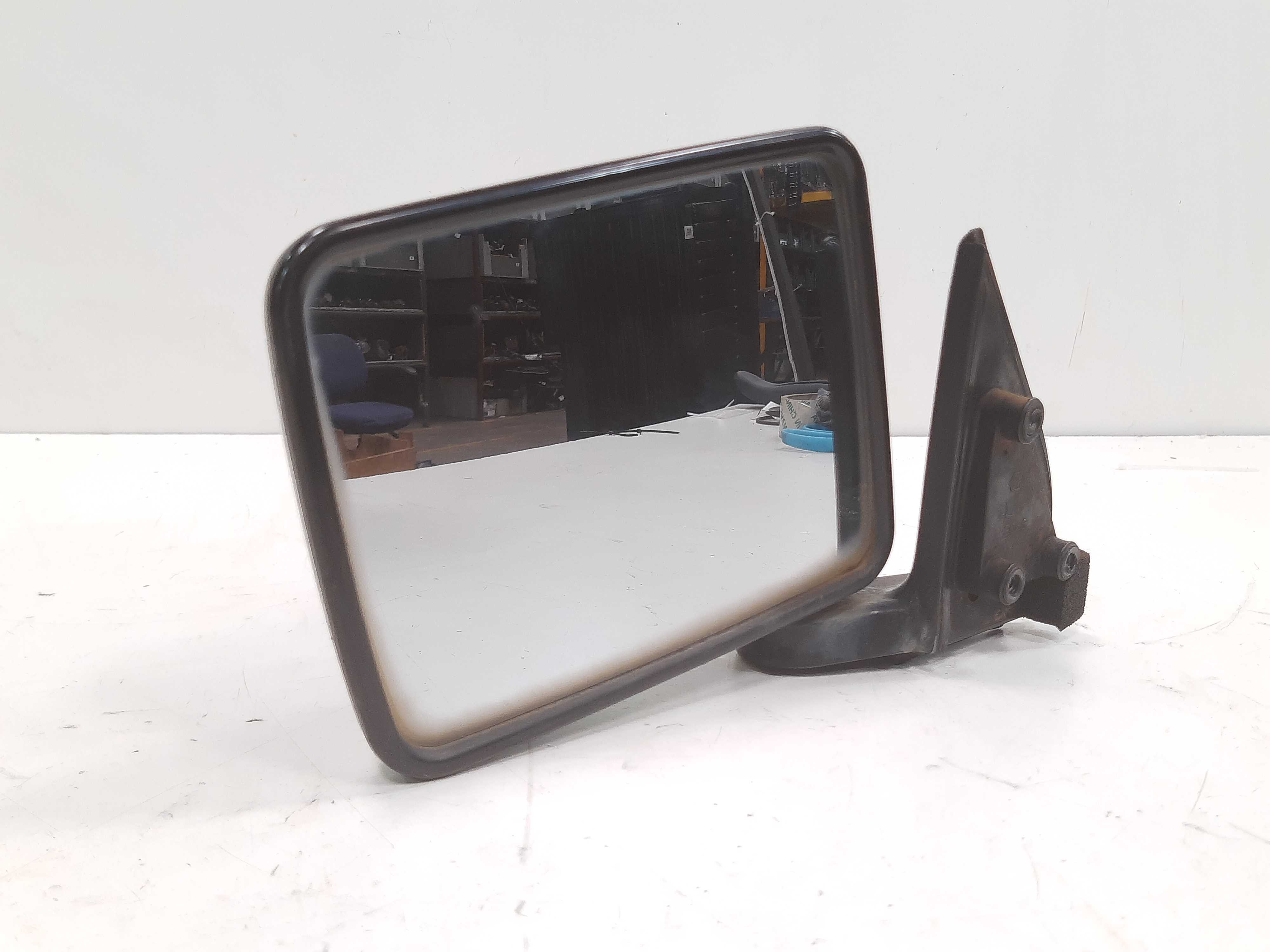 Espelho retrovisor dianteiro esquerdo Mitsubishi L200