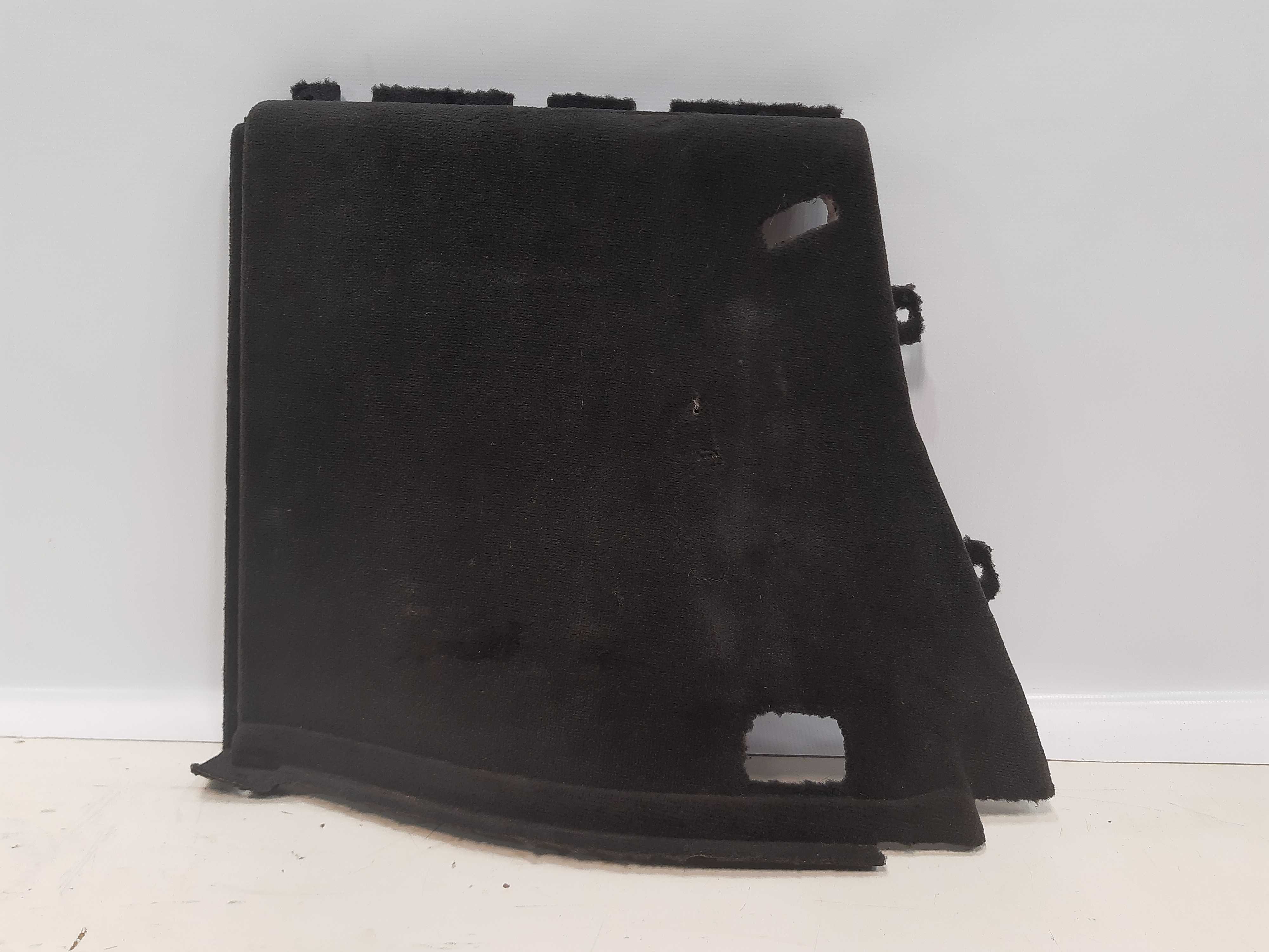 Acabamento Lateral Esquerdo Porta Malas Bmw X5 2000 A 2006