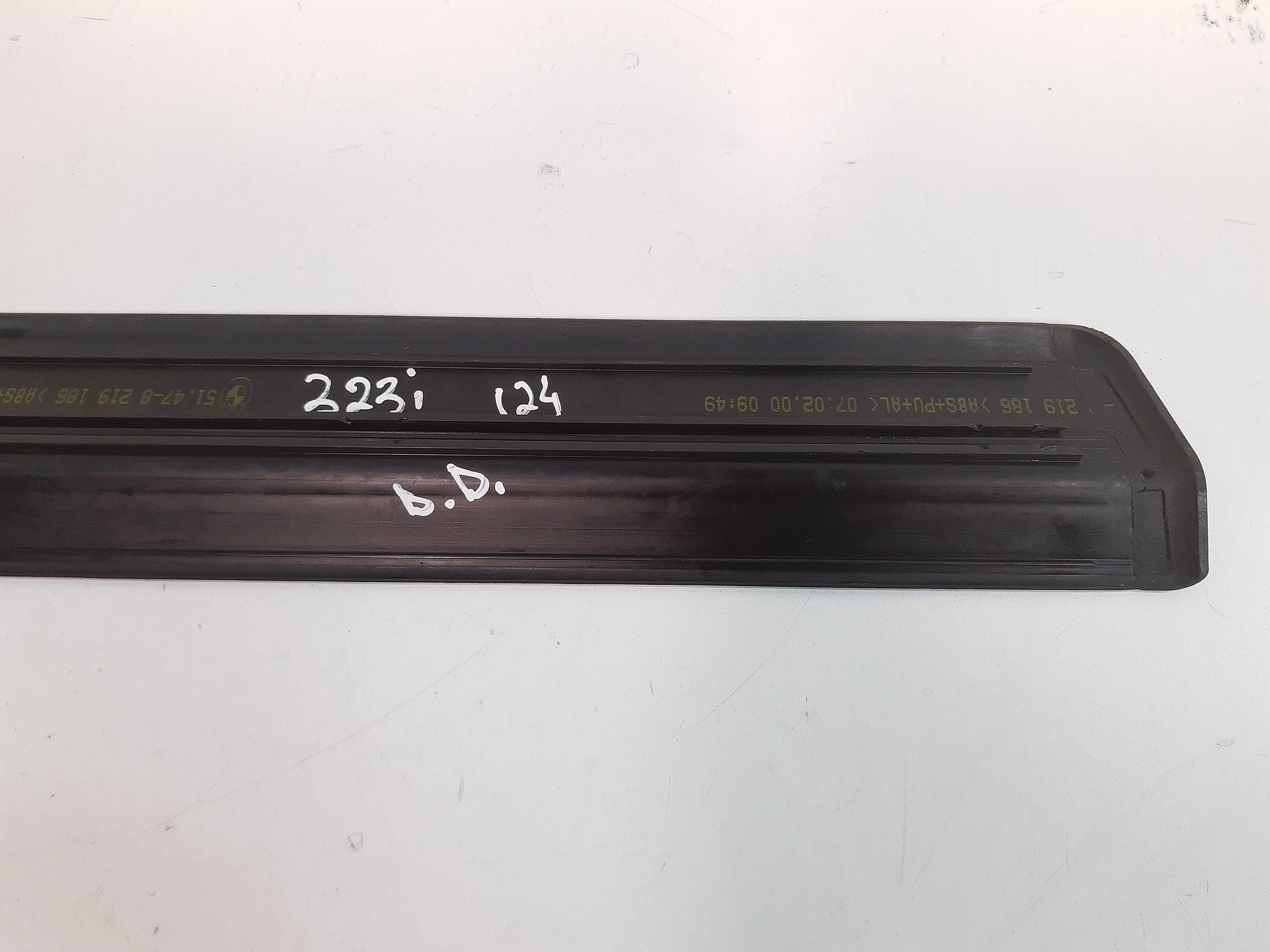 Soleira Dianteira Direita Bmw 323i E46 1998 1999 Á 2002