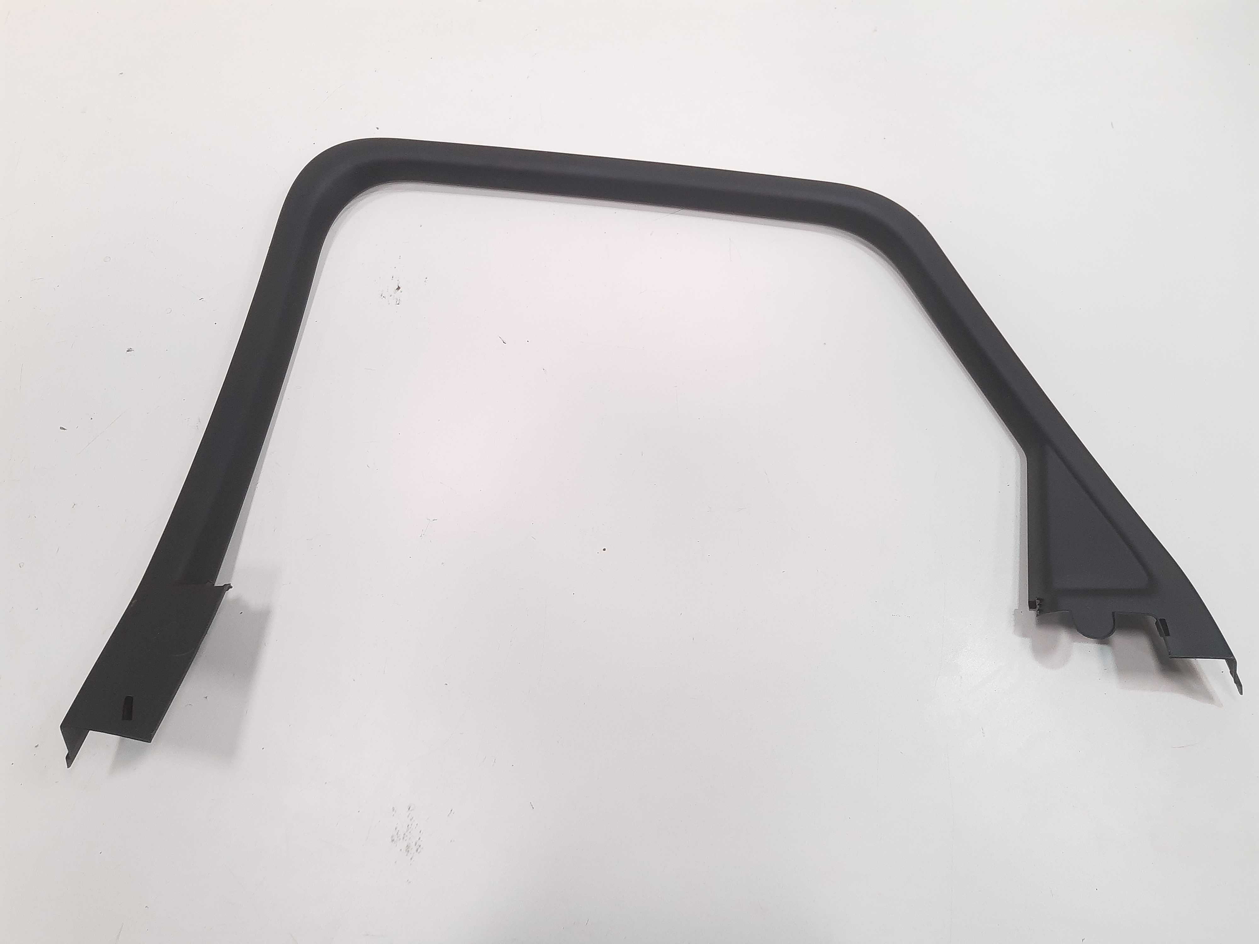 Guarnição Porta Traseira Dir Audi Q3 2014 2015 Á 2018 Xx