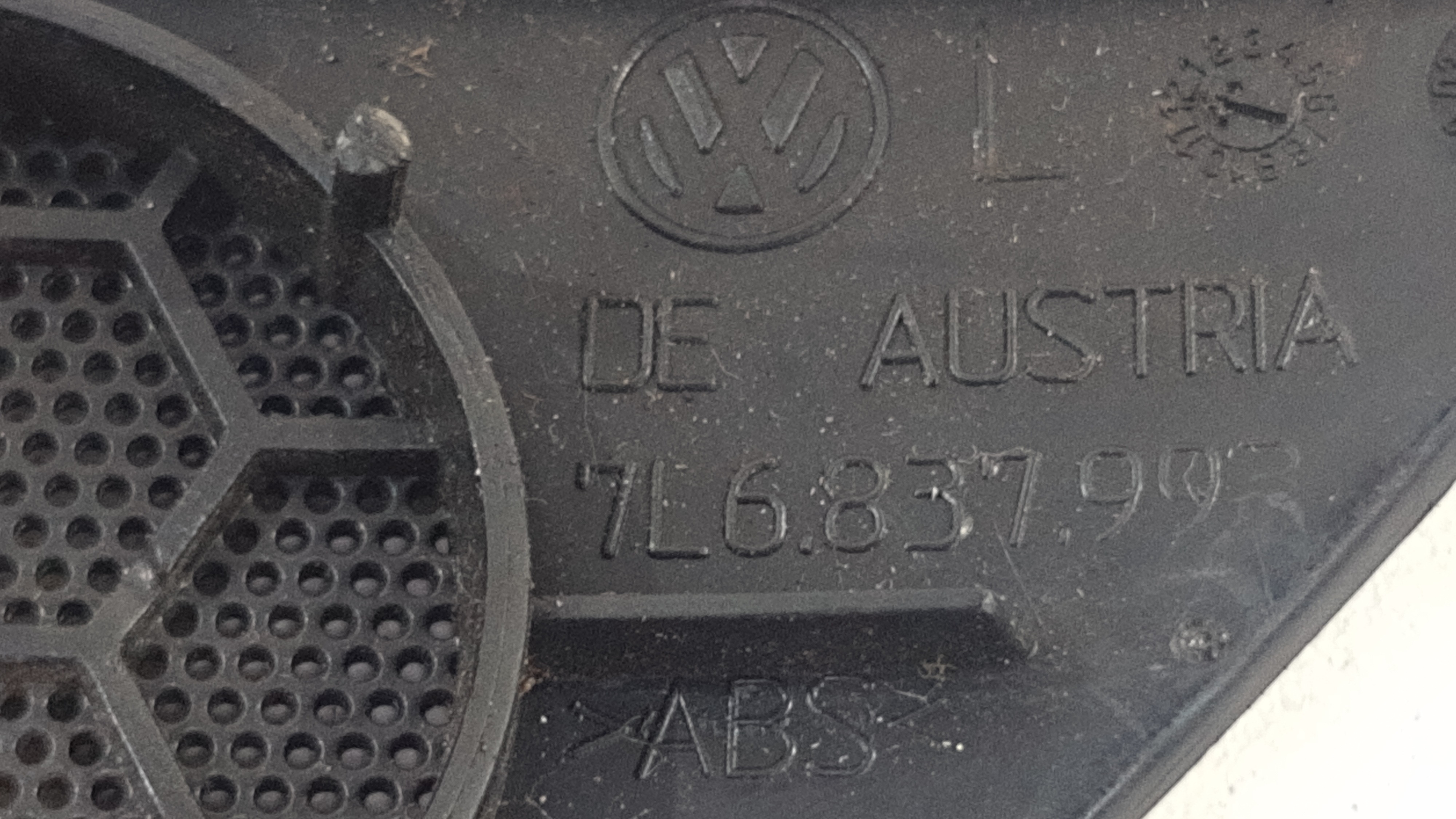 Acabamento Retrovisor Esquerdo Vw Amarok 2011 2012 Á 2016 Xx