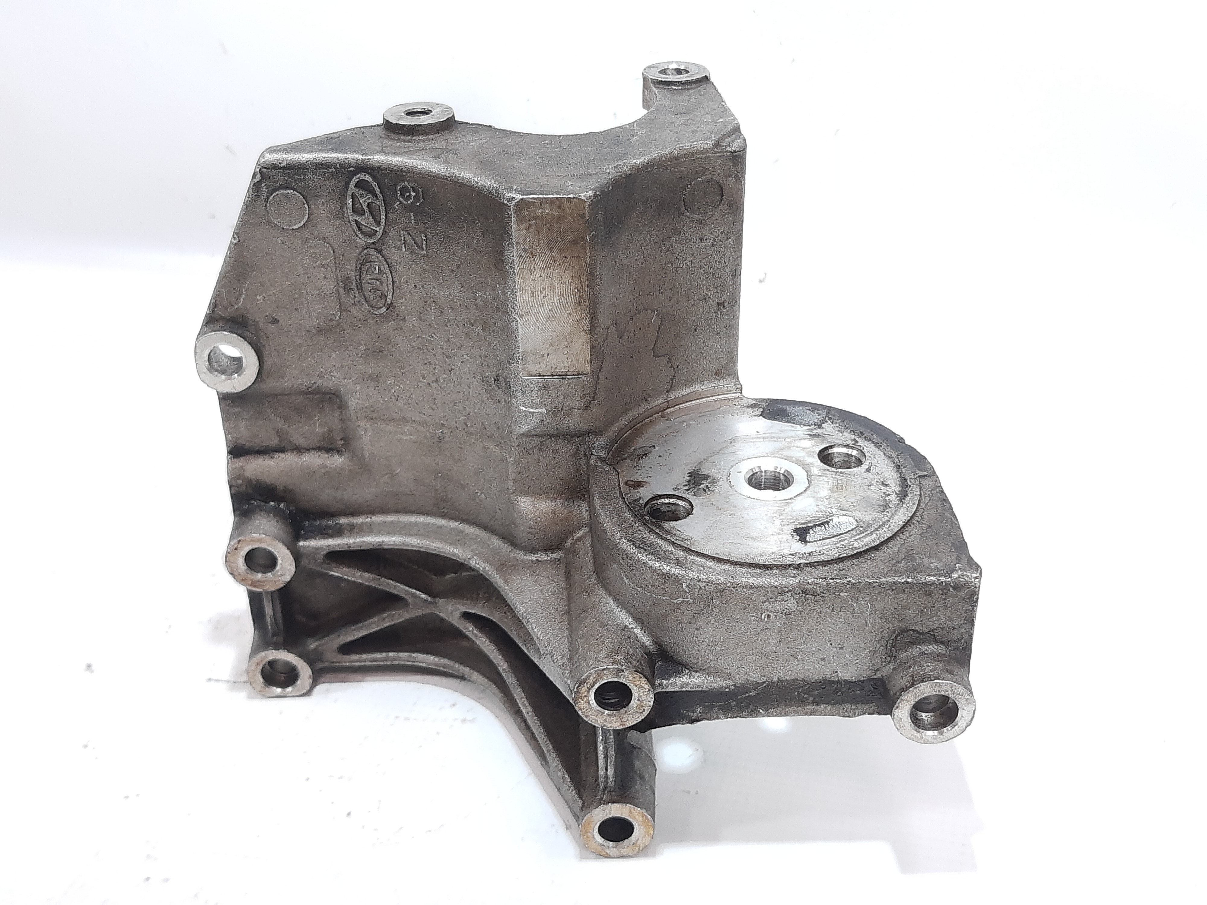 Suporte Alternador Compressor Sorento 2.5 2004 2005 Á 2009