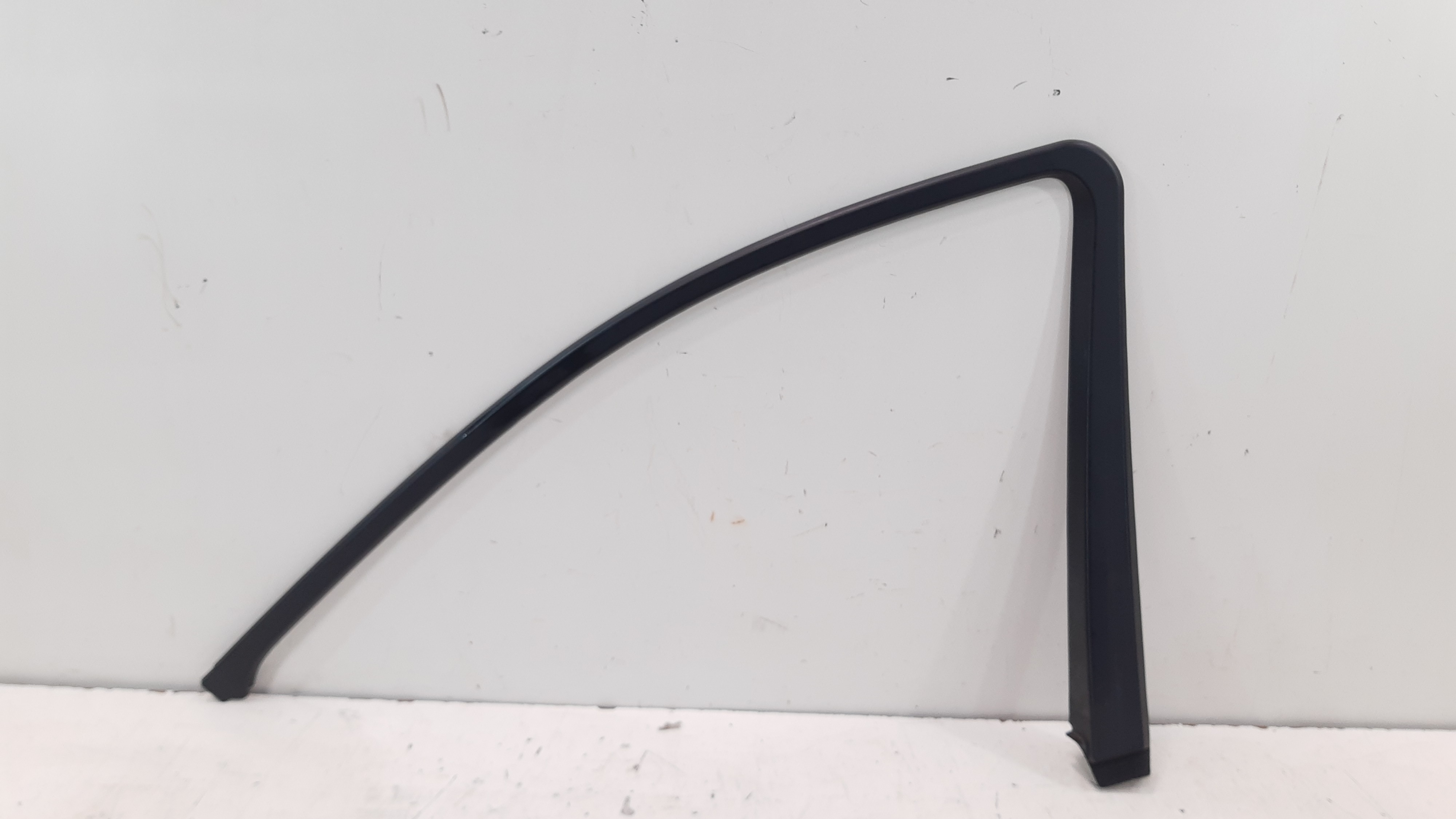 Guarnição Dianteira Direita Mercedes Ml 350 2006 2007 Á 2009