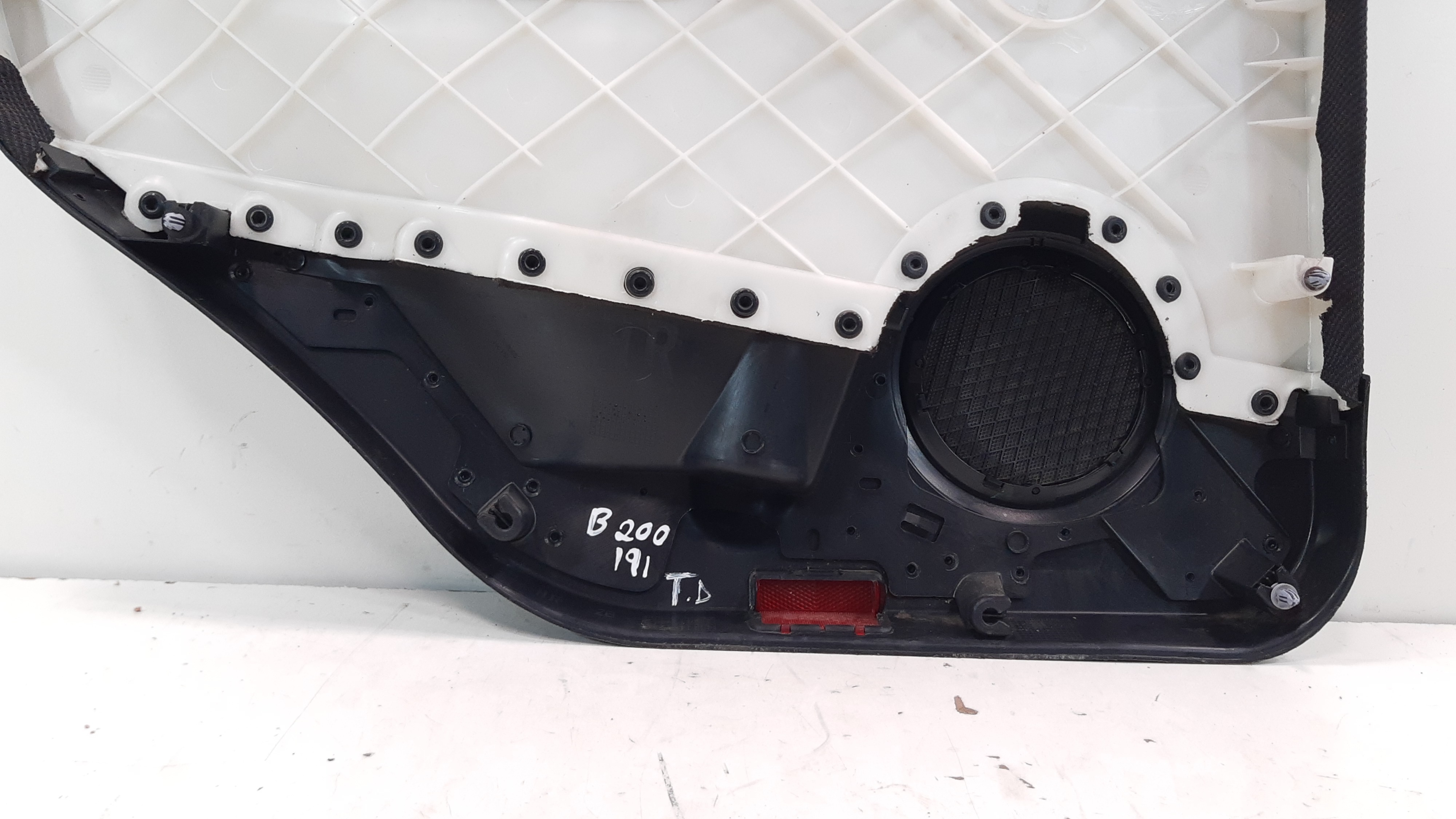 Forro Porta Traseira Direita Mercedes B200 2007 2008 Á 2011