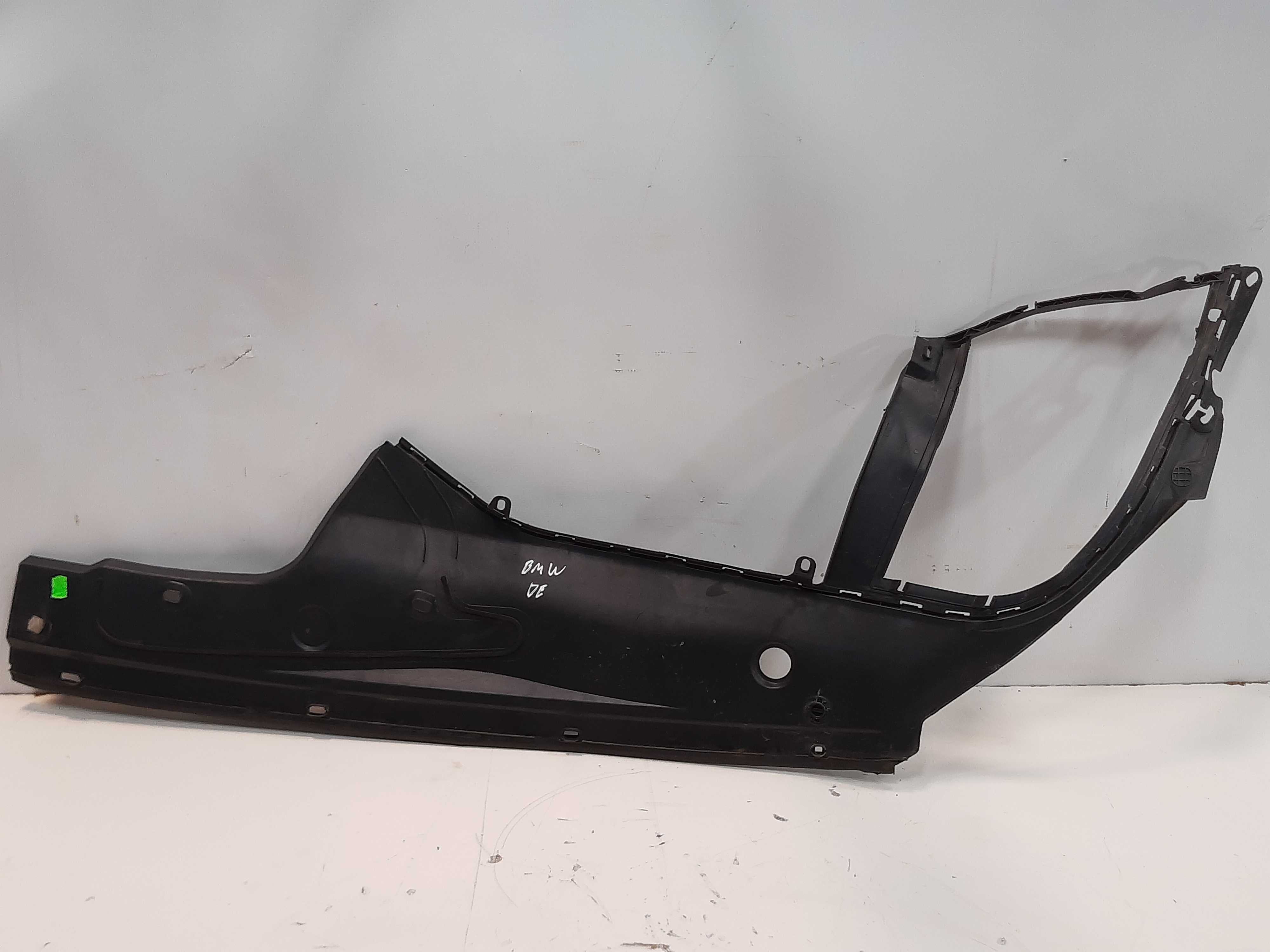 Acabamento Defletor Esquerdo Motor Bmw 750i 2011 A 2015