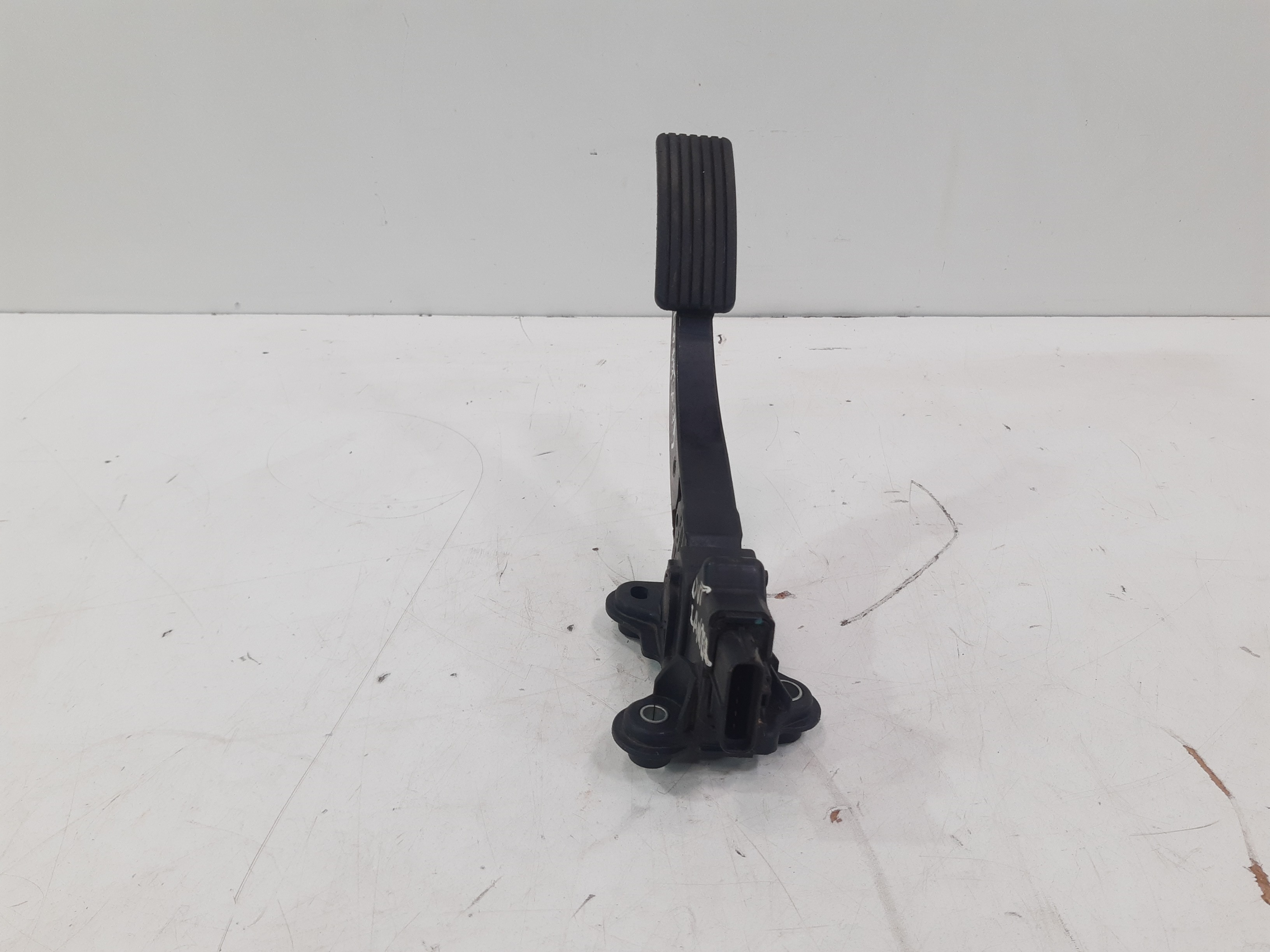 Pedal Acelerador Mitsubishi Outlander 2009 2010 2011 Á 2013