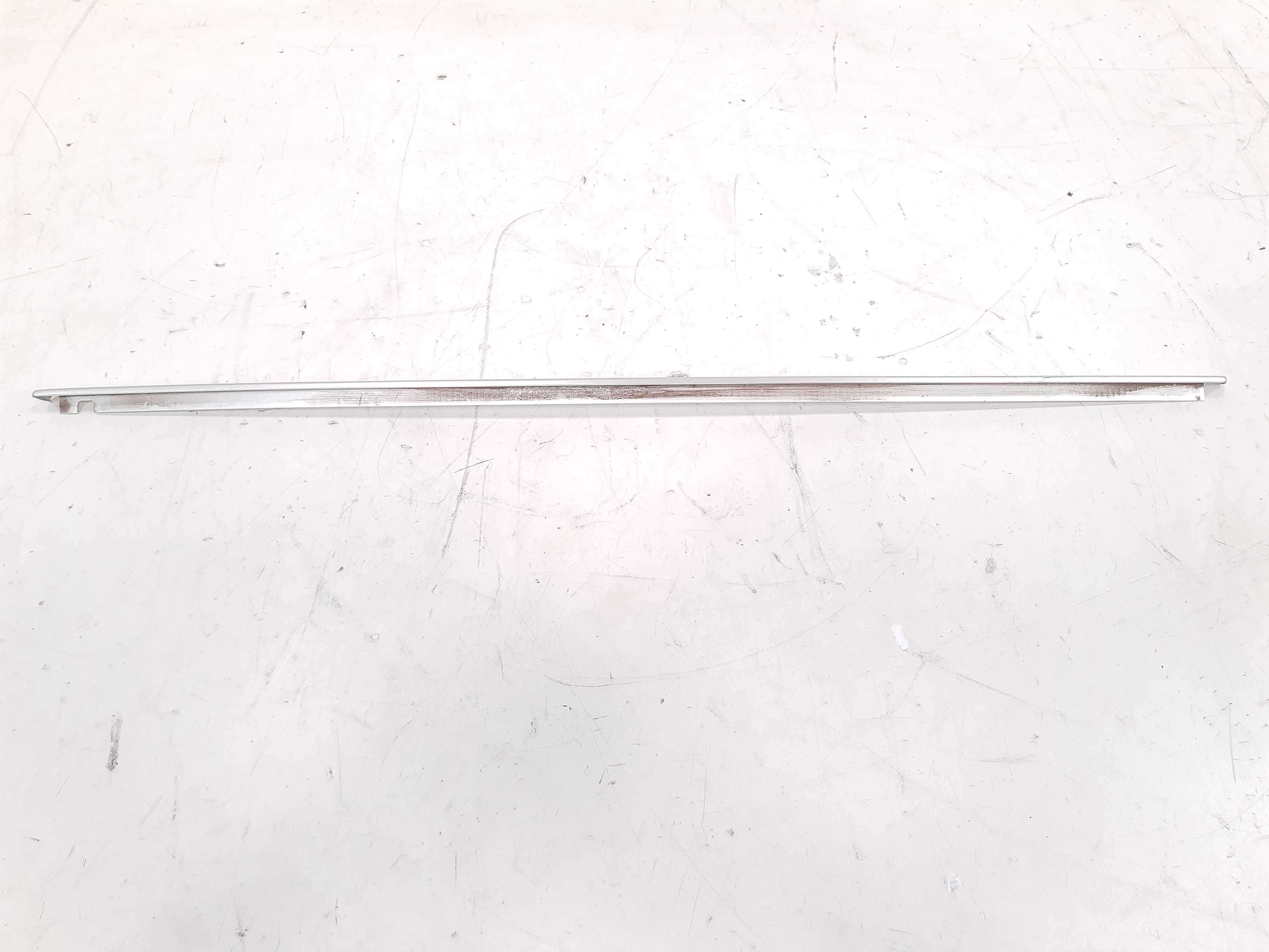 Friso Interno Porta Traseira Esquerda Volvo V40 2014 Á 2019