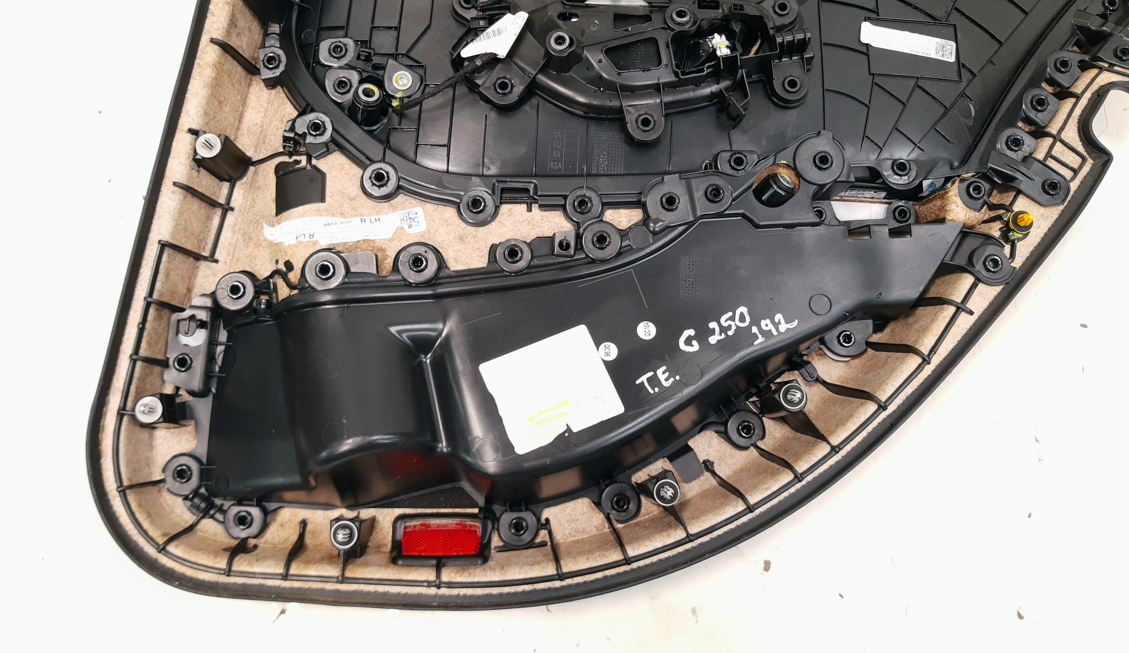 Forro Porta Traseira Esquerda Mercedes C250 2015 Á 2018 Xx